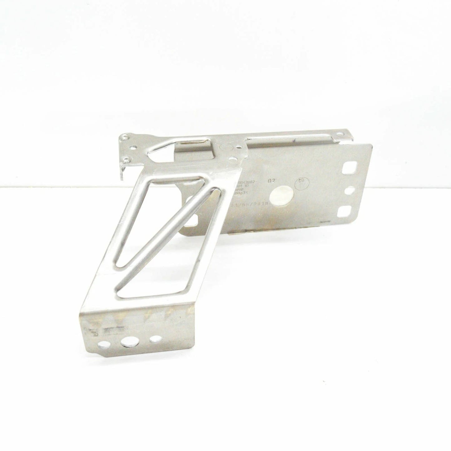 NEW BMW M3 CONVERTIBLE E93 FRONT RIGHT M BUMPER BRACKET 51118042082 ORIGINAL