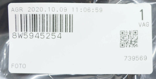 NEW AUDI A4 B9 TAIL LIGHT LAMP TRIM REAR RIGHT 8W5945254 ORIGINAL