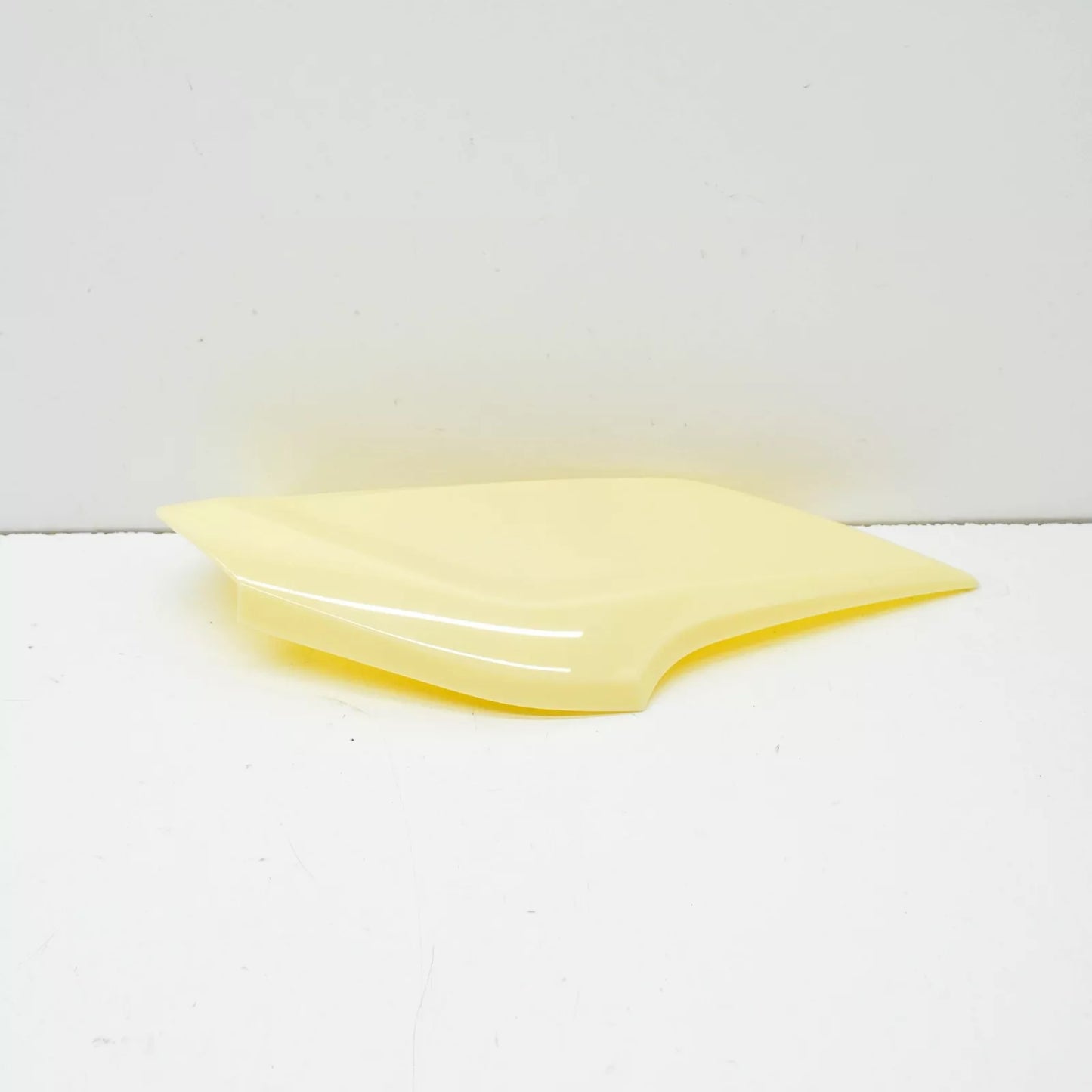 NEW BMW K 61 K1600 BAGGER RIGHT WINDOW DEFLECTOR 46638562652 ORIGINAL