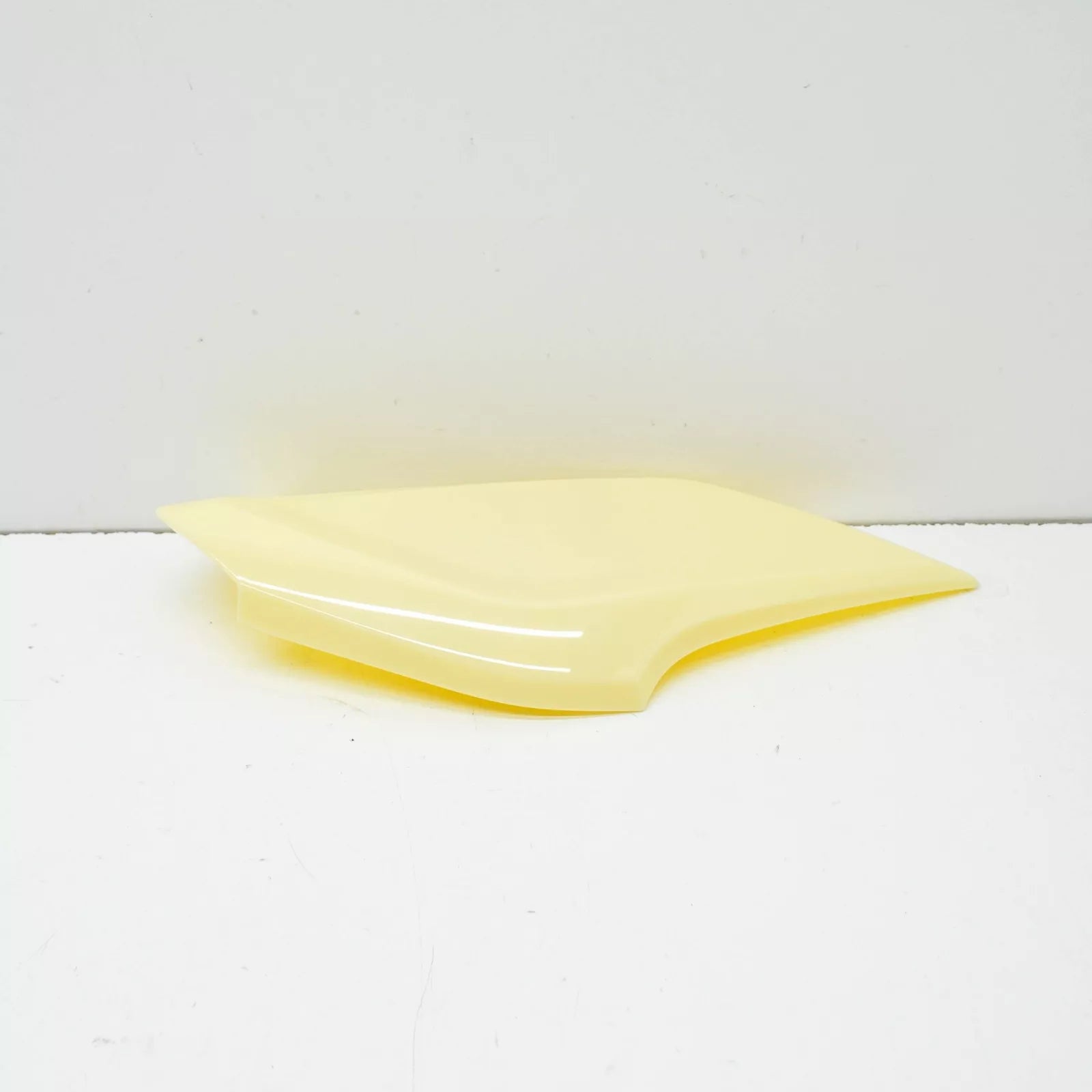 NEW BMW K 61 K1600 BAGGER RIGHT WINDOW DEFLECTOR 46638562652 ORIGINAL