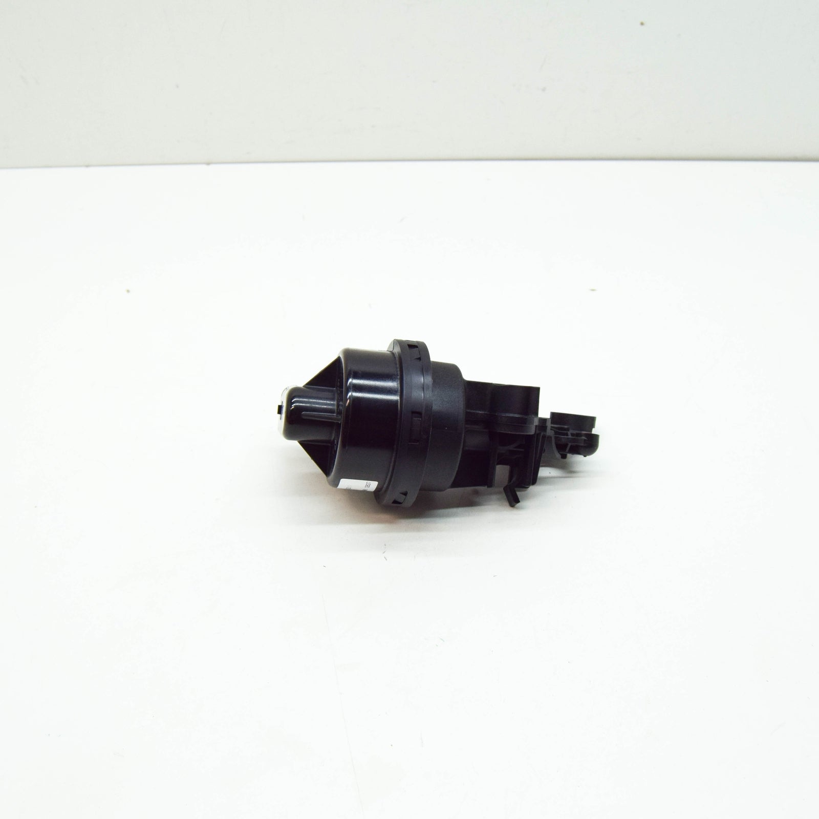 NEW VW TRANSPORTER VI T6 INTAKE MANIFOLD VACUUM UNIT 04L129061A ORIGINAL