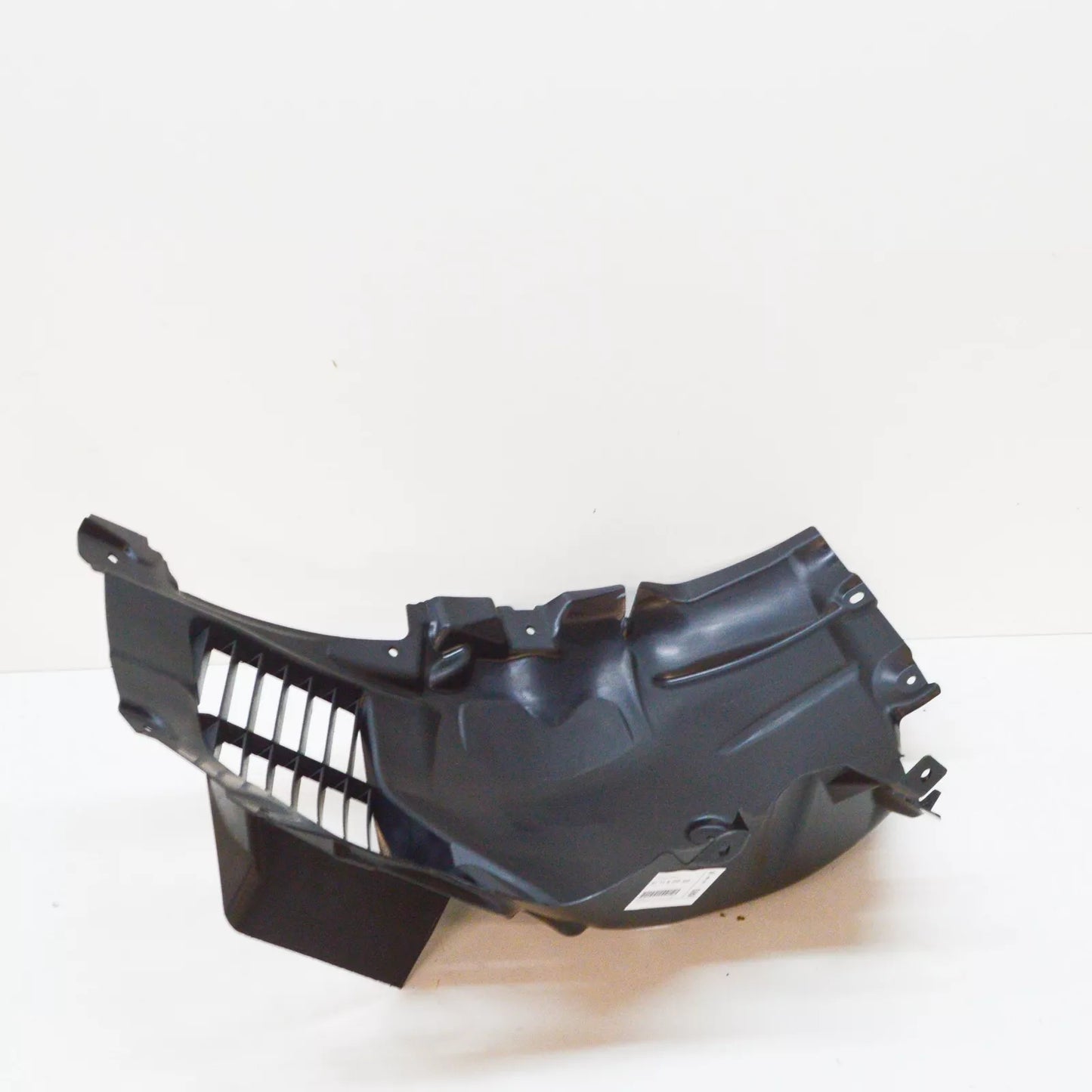 NEW BMW M4 G82 FRONT LEFT WHEEL HOUSING LINER FRONT PART 51718070503 ORIGINAL