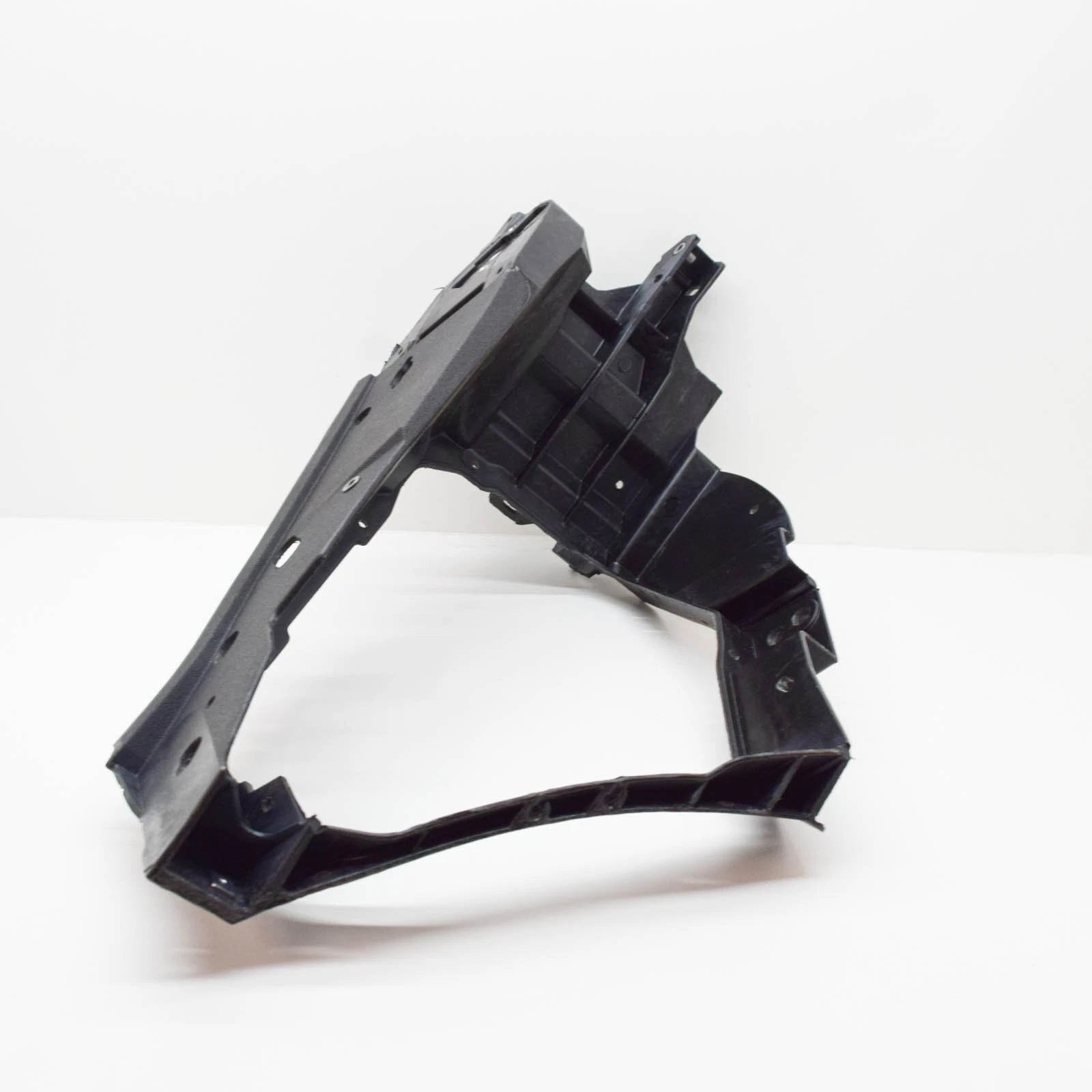 NEW MERCEDES-BENZ S W222 FRONT RIGHT LAMP FRAME A2226200002 ORIGINAL