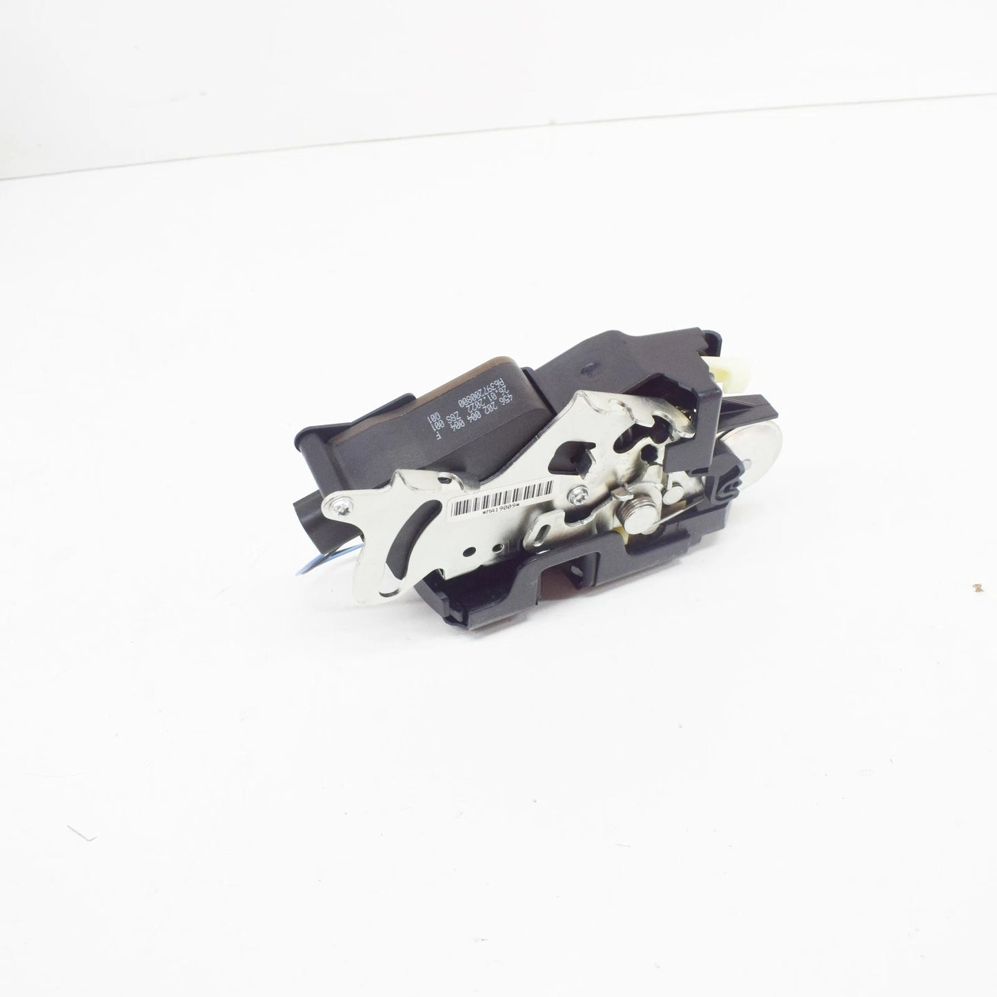 NEW MERCEDES-BENZ VITO W639 FRONT RIGHT DOOR LOCK RHD A6397200800 ORIGINAL