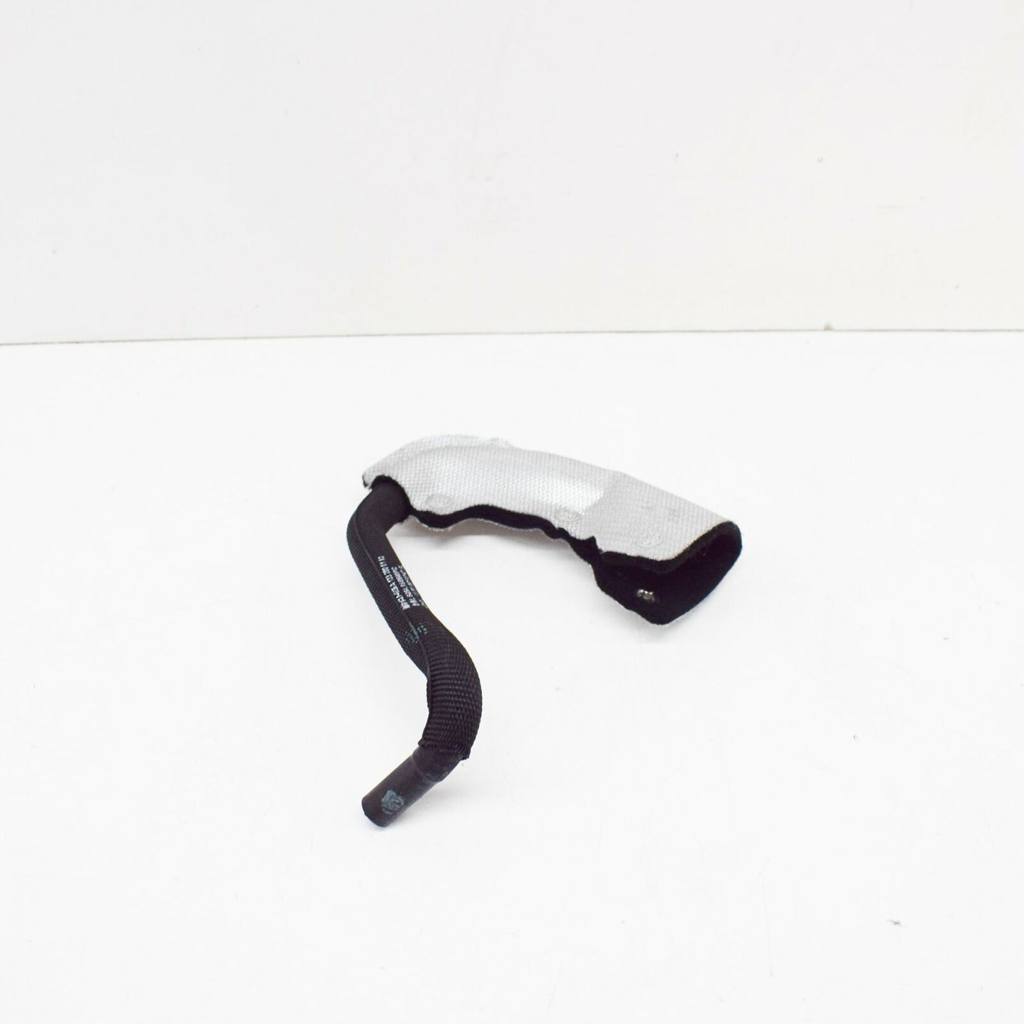 NEW MERCEDES-BENZ CLA COUPE C117 WATER COOLING PIPE HOSE A1332000182 ORIGINAL