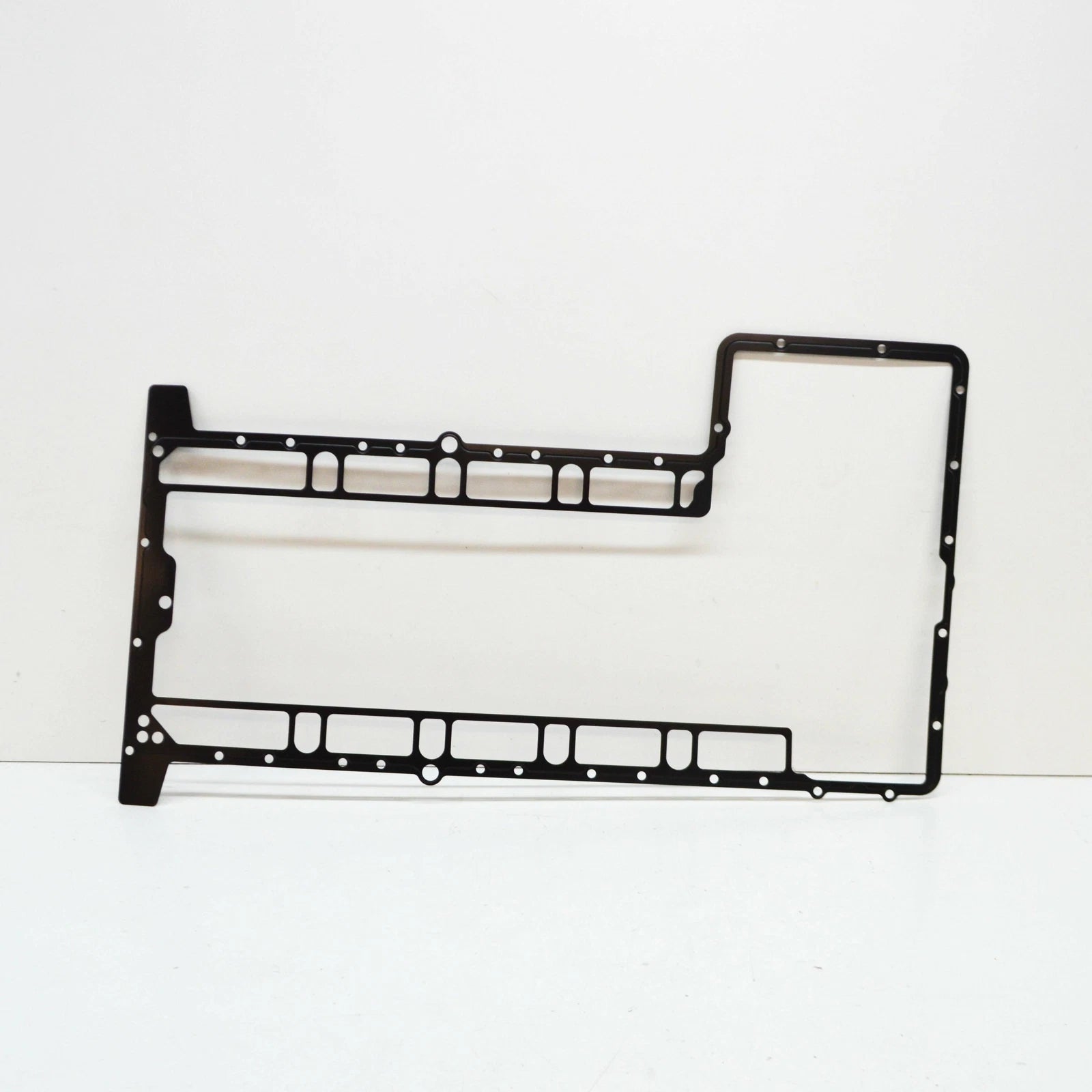 NEW BMW M5 E60 ENGINE OIL PAN GASKET 11137836361 ORIGINAL
