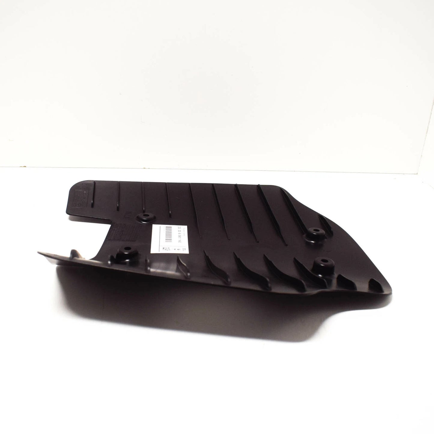 NEW BMW 7 G11 REAR AXLE SUPPORT LEFT COVER 33306861143 6861143 ORIGINAL