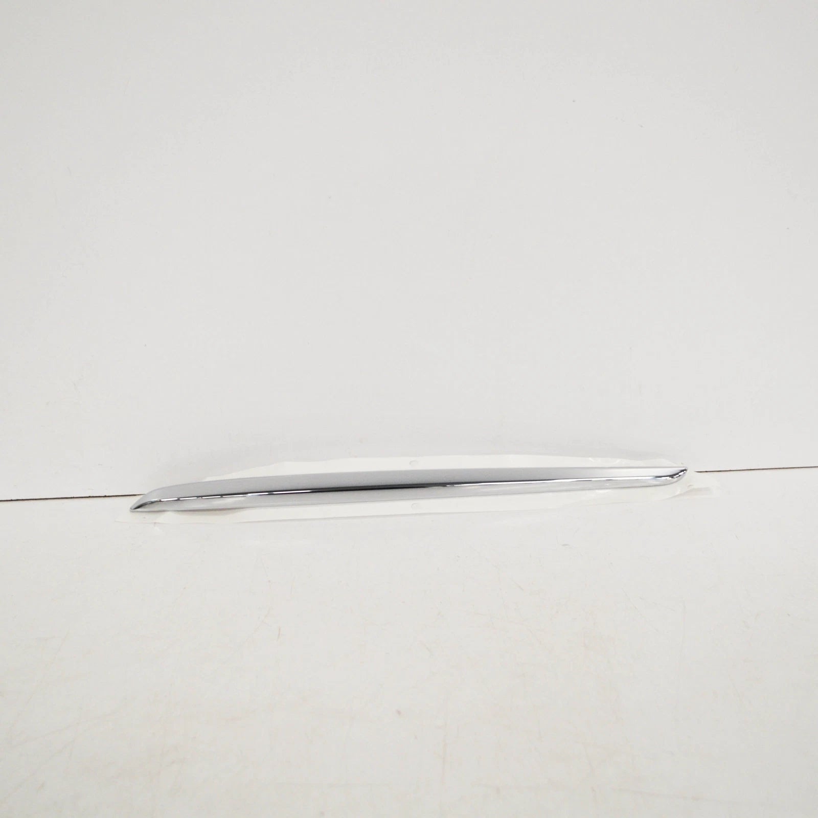 NEW BMW K 1600 GT LUGGAGE CASE LEFT CHROME MOLDING 51148545123 ORIGINAL