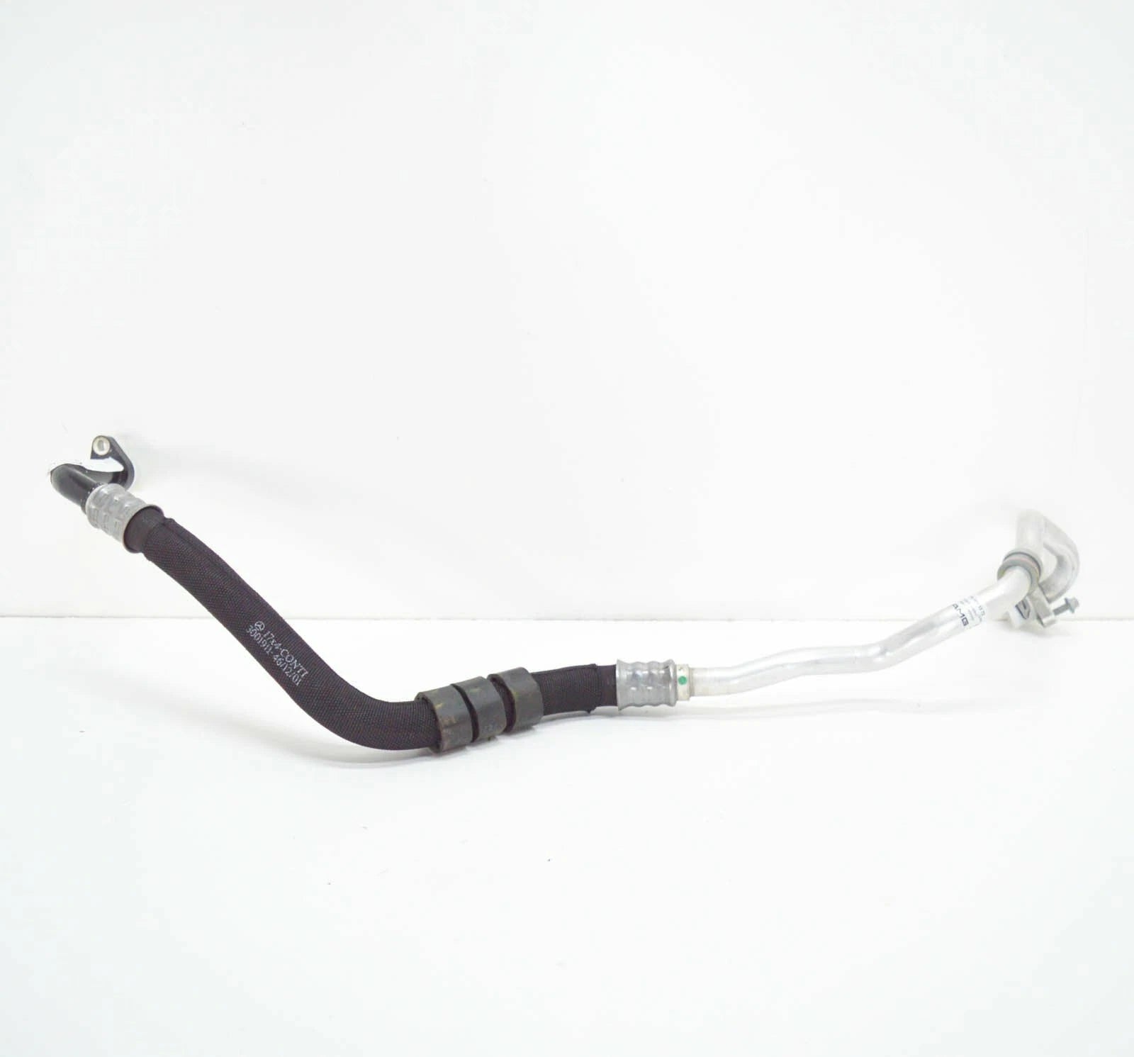 NEW MB E W212 AMG OIL COOLER LINE TO OIL FILTER HOUSING A2125001372