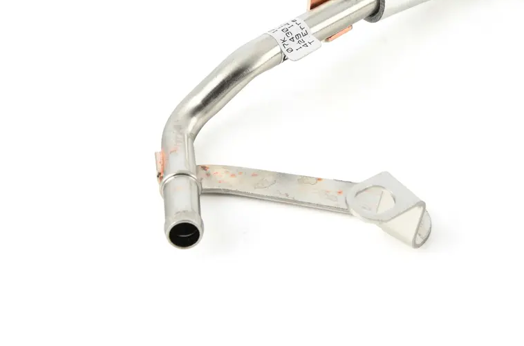 NEW CUPRA FORMENTOR FEED COOLANT PIPE 07K121497H ORIGINAL