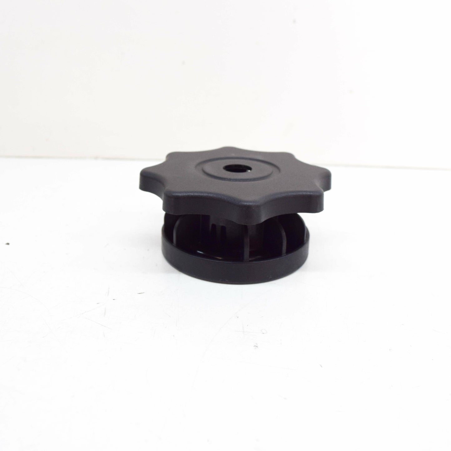 NEW AUDI A1 MK1 SPARE WHEEL MOUNTING NUT 4G0803899 ORIGINAL