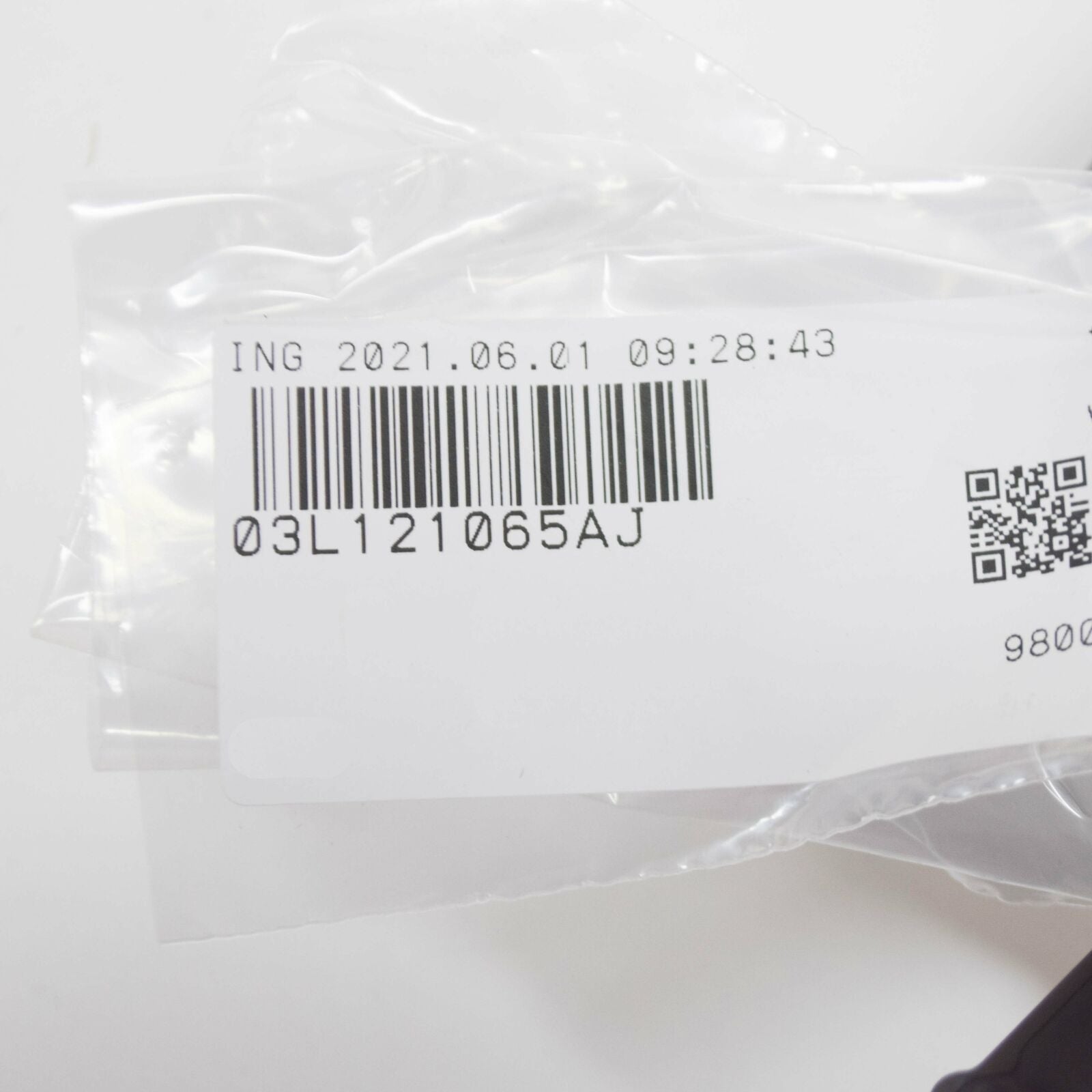 NEW AUDI A1 8X ENGINE COOLANT PLASTIC PIPE 03L121065AJ ORIGINAL