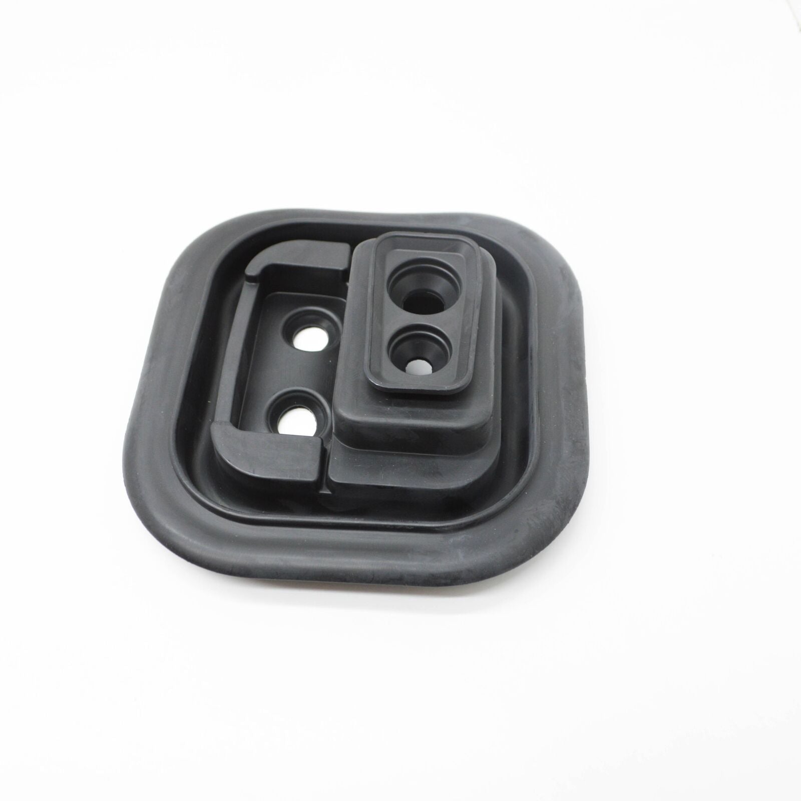 NEW MB GLA H247 BUSHING TO FIREWALL FEED-THROUGH GROMMET A2479980001 ORIGINAL