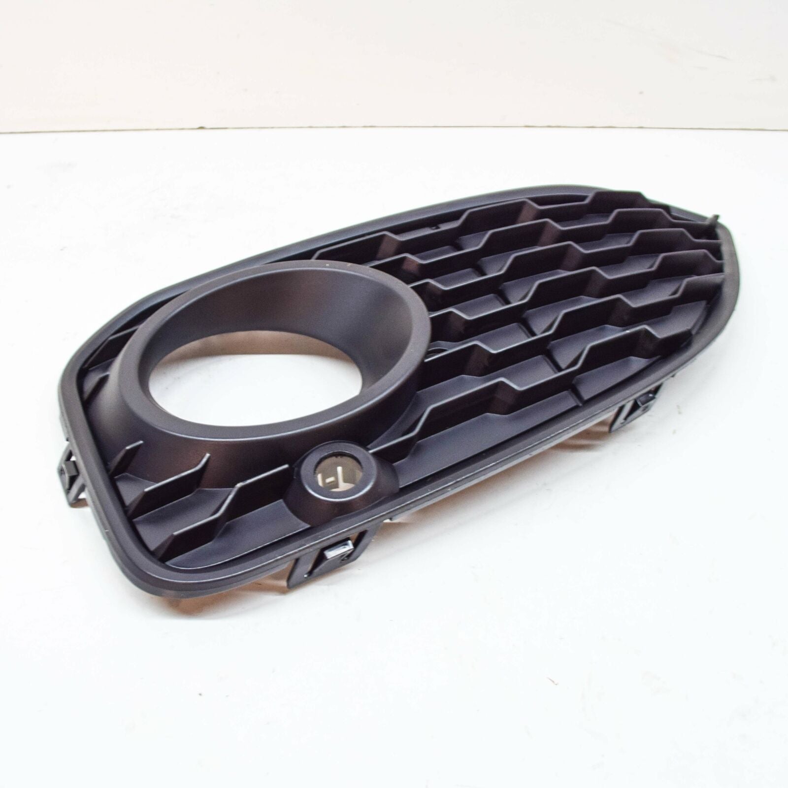 Genuine Bmw 1 F21 Left Fog Light Grille M Sport 51118068603 8068603 2015 Original