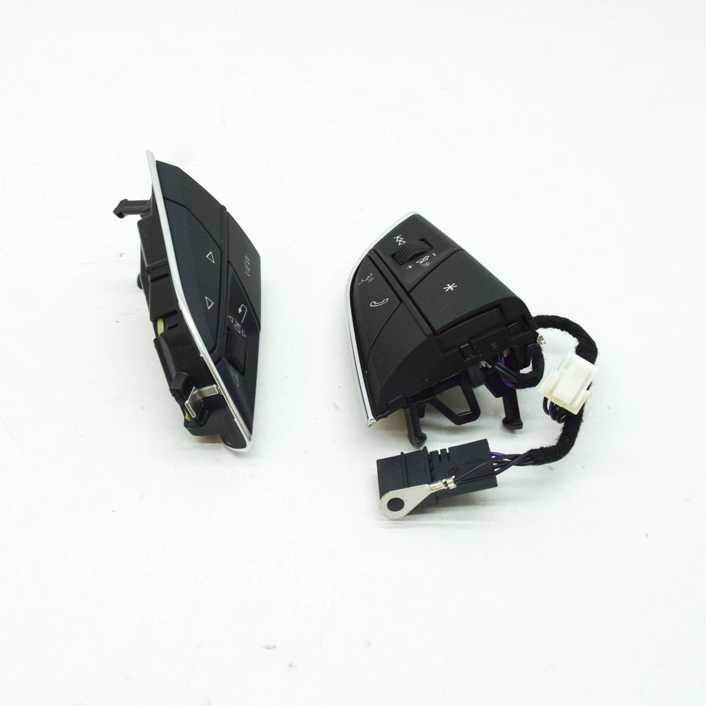 NEW AUDI Q7 4M STEERING WHEEL BUTTONS 4M8951523J ORIGINAL