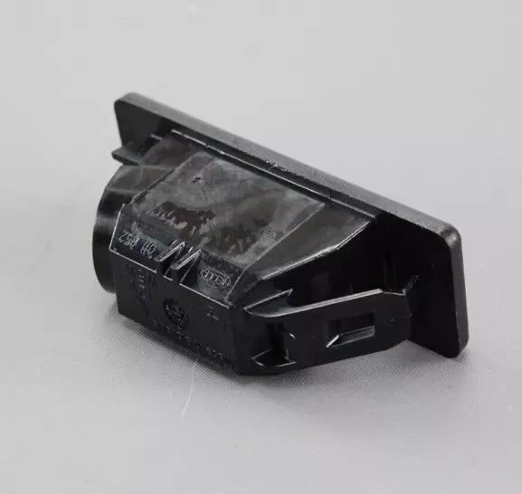 NEW VOLKSWAGEN CRAFTER 2E LICENSE PLATE LIGHT 2E0943021B ORIGINAL