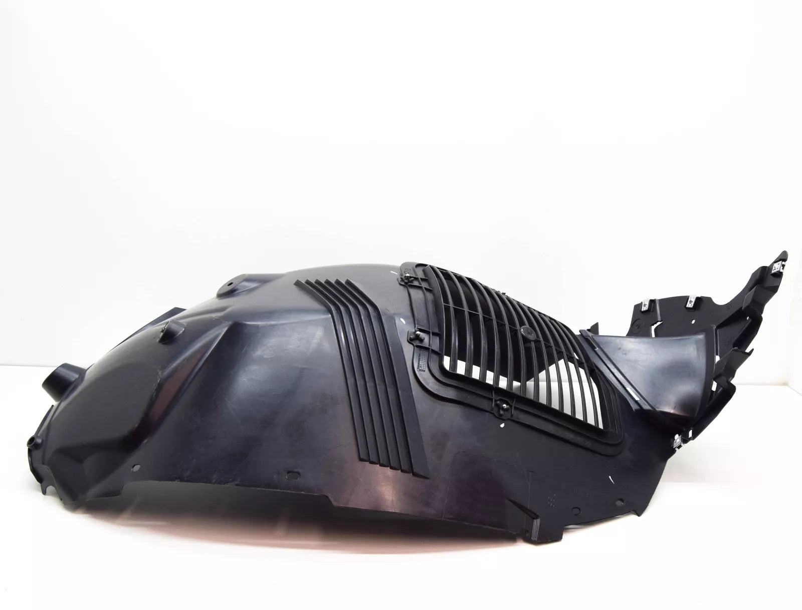 NEW SEAT ATECA KH7 FRONT RIGHT INNER FENDER FRONT PART 575854816J ORIGINAL