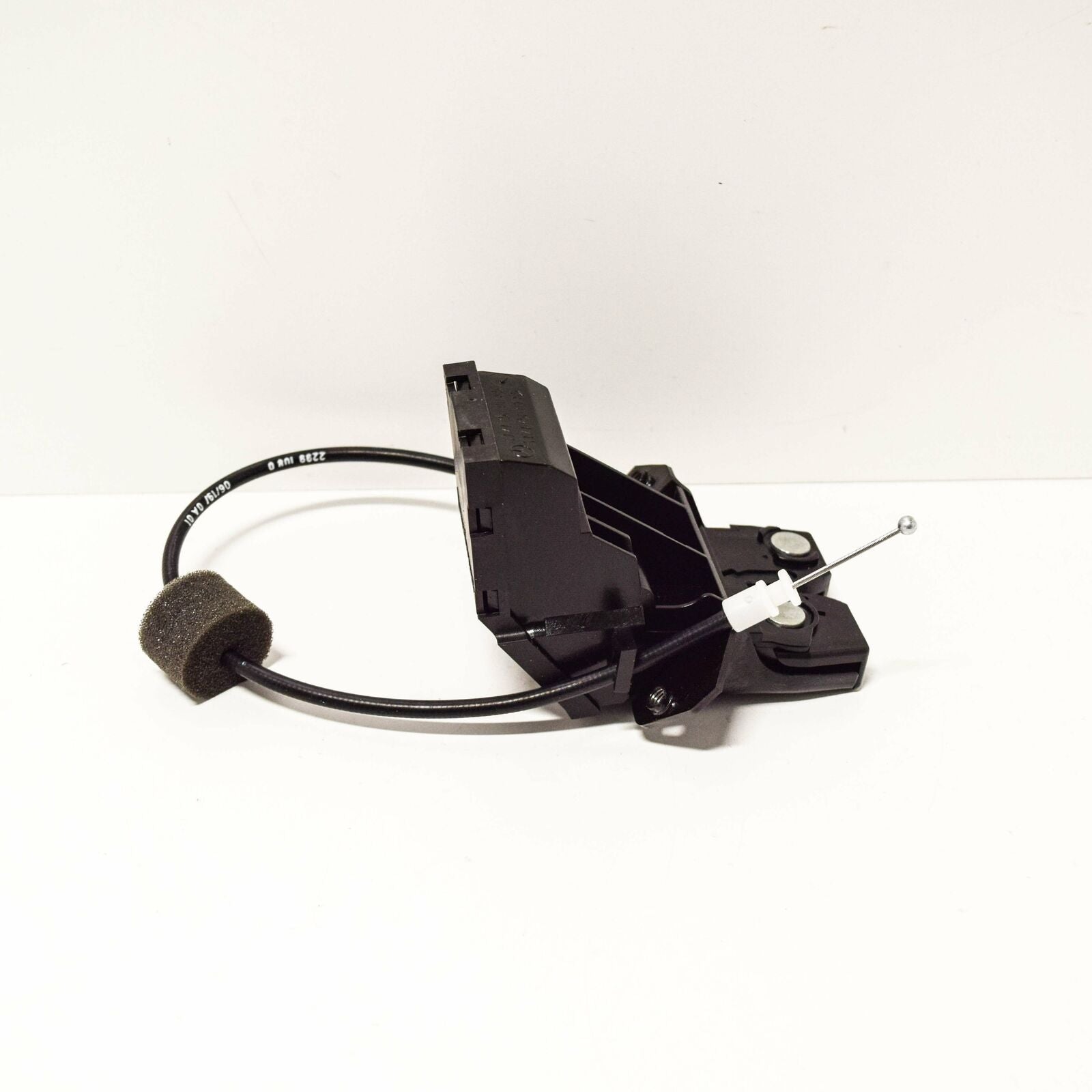 NEW MERCEDES-BENZ E-CLASS W211 TRUNK LID LOCK A1717500085 ORIGINAL