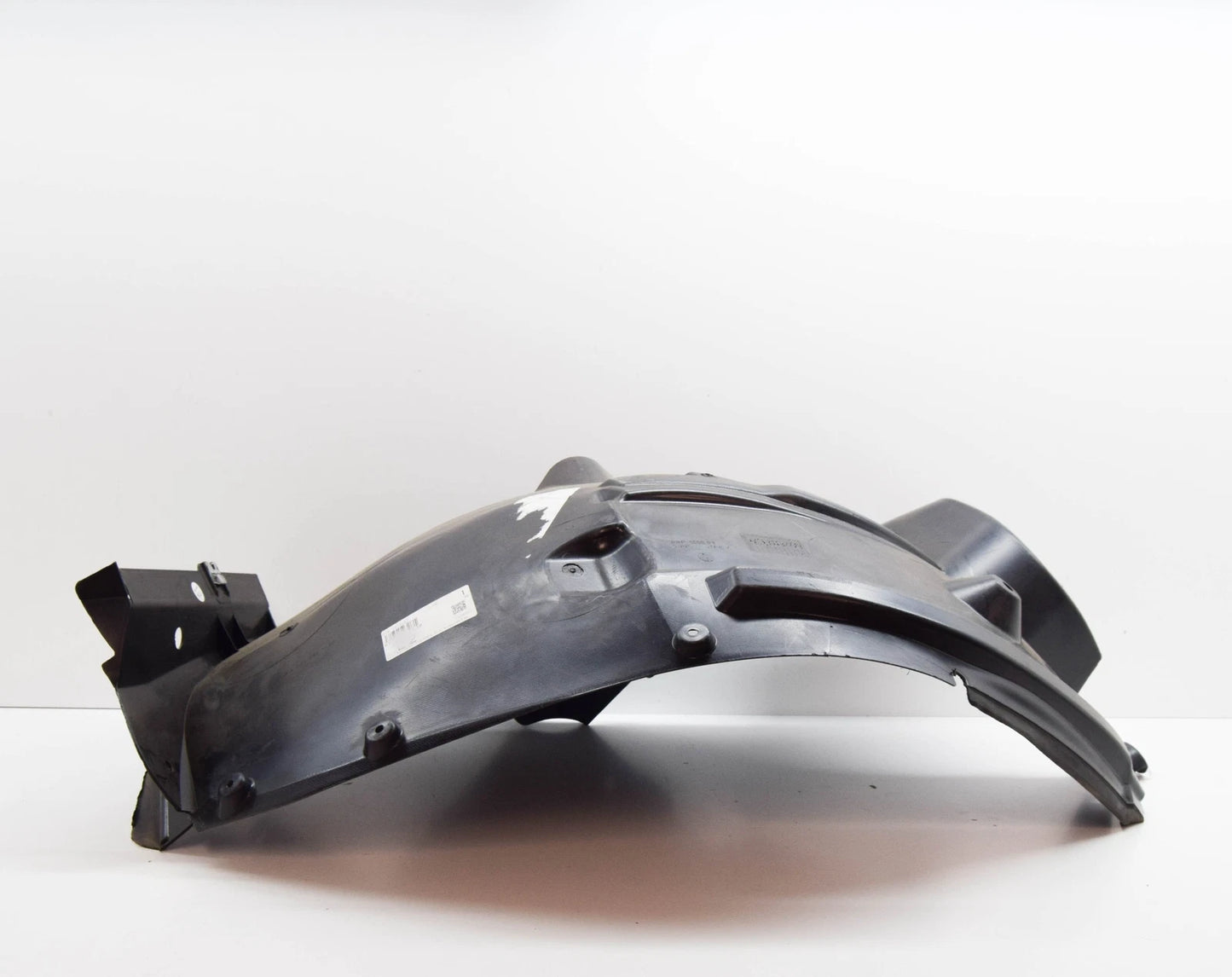 NEW MERCEDES-BENZ GLK-CLASS X204 FRONT LEFT ARCH LINER FRONT PART A2046907530