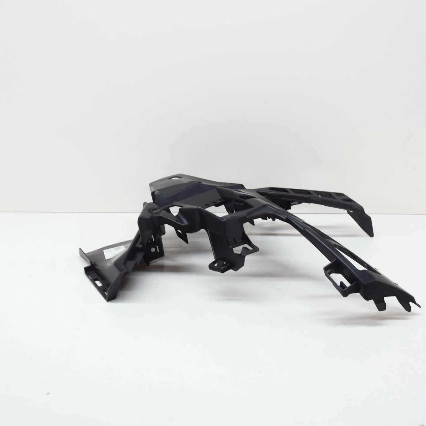 NEW MERCEDES-BENZ S-CLASS W222 FRONT LEFT BUMPER BRACKET A2228851165 ORIGINAL