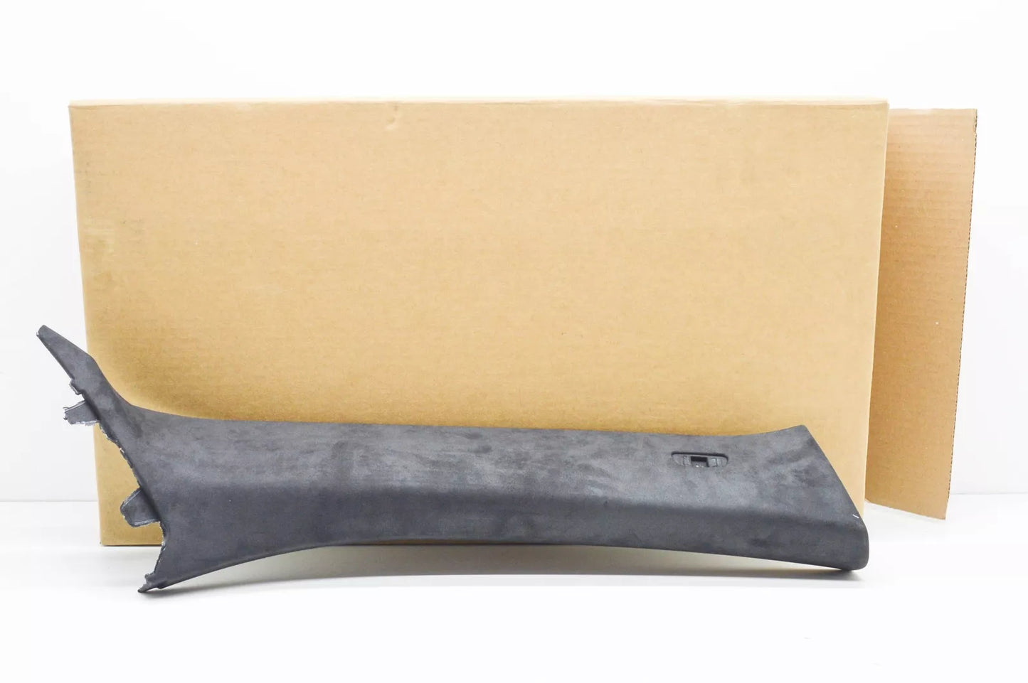 NEW BMW X7 G07 FRONT RIGHT A-PILLAR TRIM 51435A0DA42 ORIGINAL