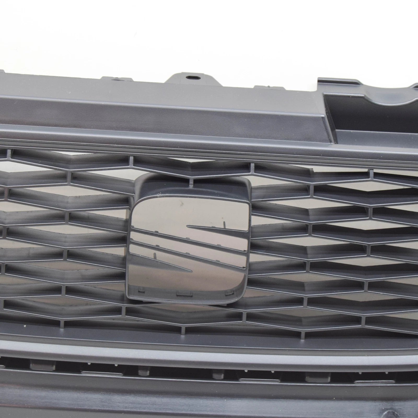 NEW SEAT MII KF1 FRONT BUMPER RADIATOR GRILLE 1SL8536539B9 ORIGINAL