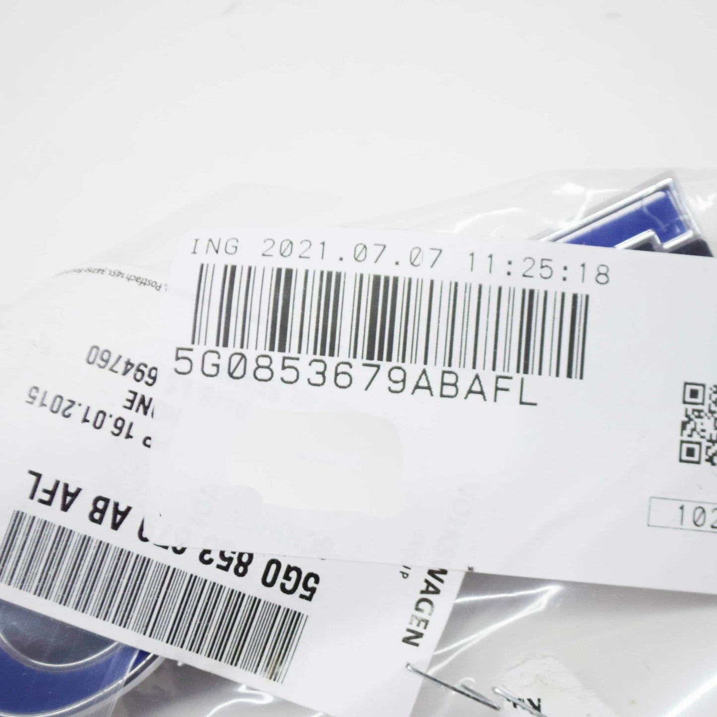 NEW VW GOLF MK7 FRONT BUMPER RADIATOR GRILLE EMBLEM BADGE 5G0853679ABAFL