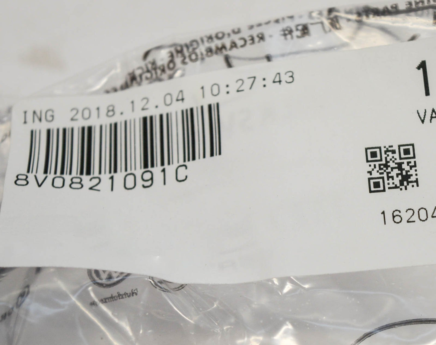 NEW AUDI A3 8V FRONT LEFT SIDE FENDER BRACKET 8V0821091C ORIGINAL