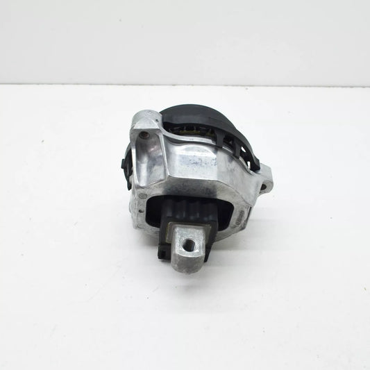 NEW BMW 5 G30 RIGHT SIDE ENGINE MOUNT 22116860472 ORIGINAL