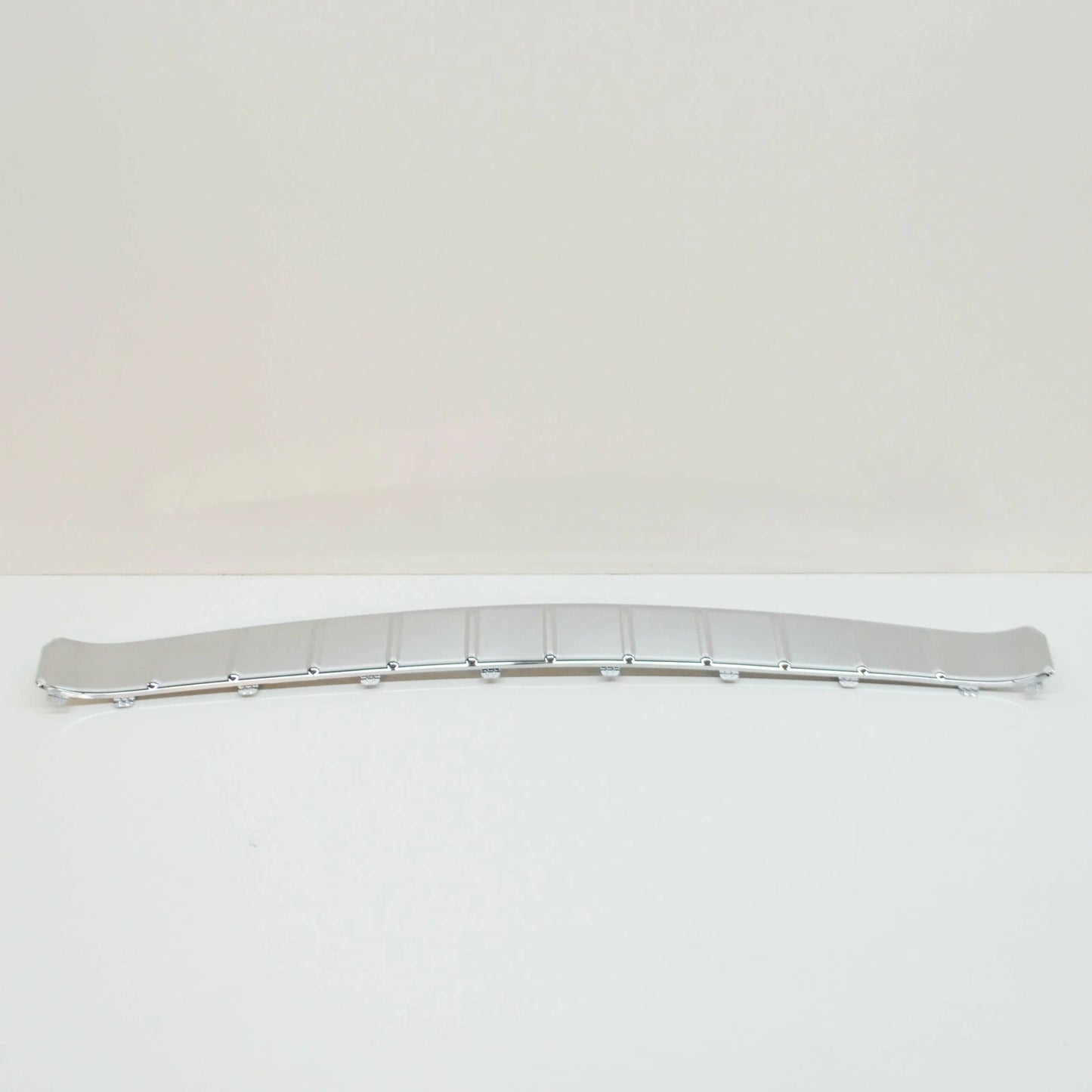 NEW MB R-CLASS W251 AMG REAR BUMPER LOADING PLATE CHROME A2518800011