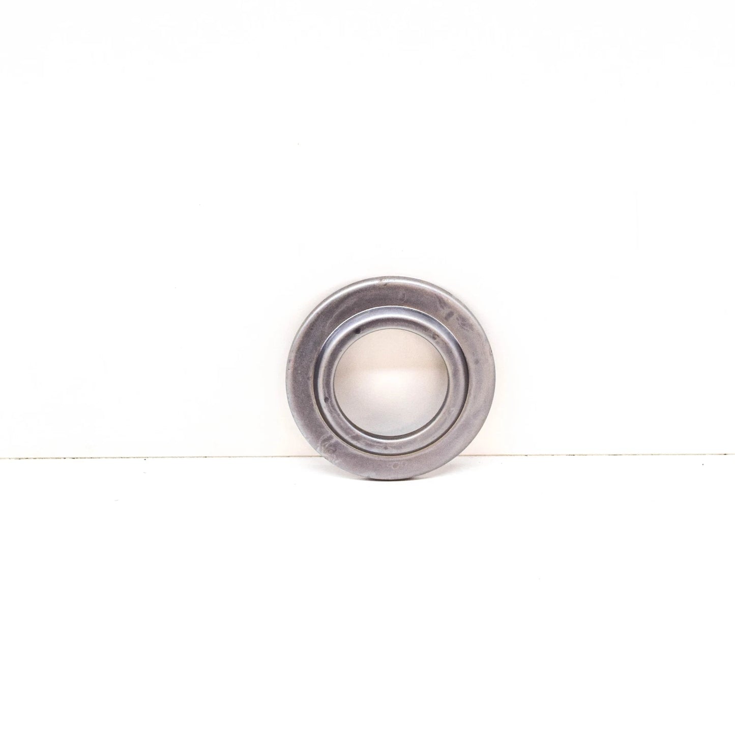 NEW BMW 5 G30 DIFFERENTIAL DUST COVER 33137600693 ORIGINAL