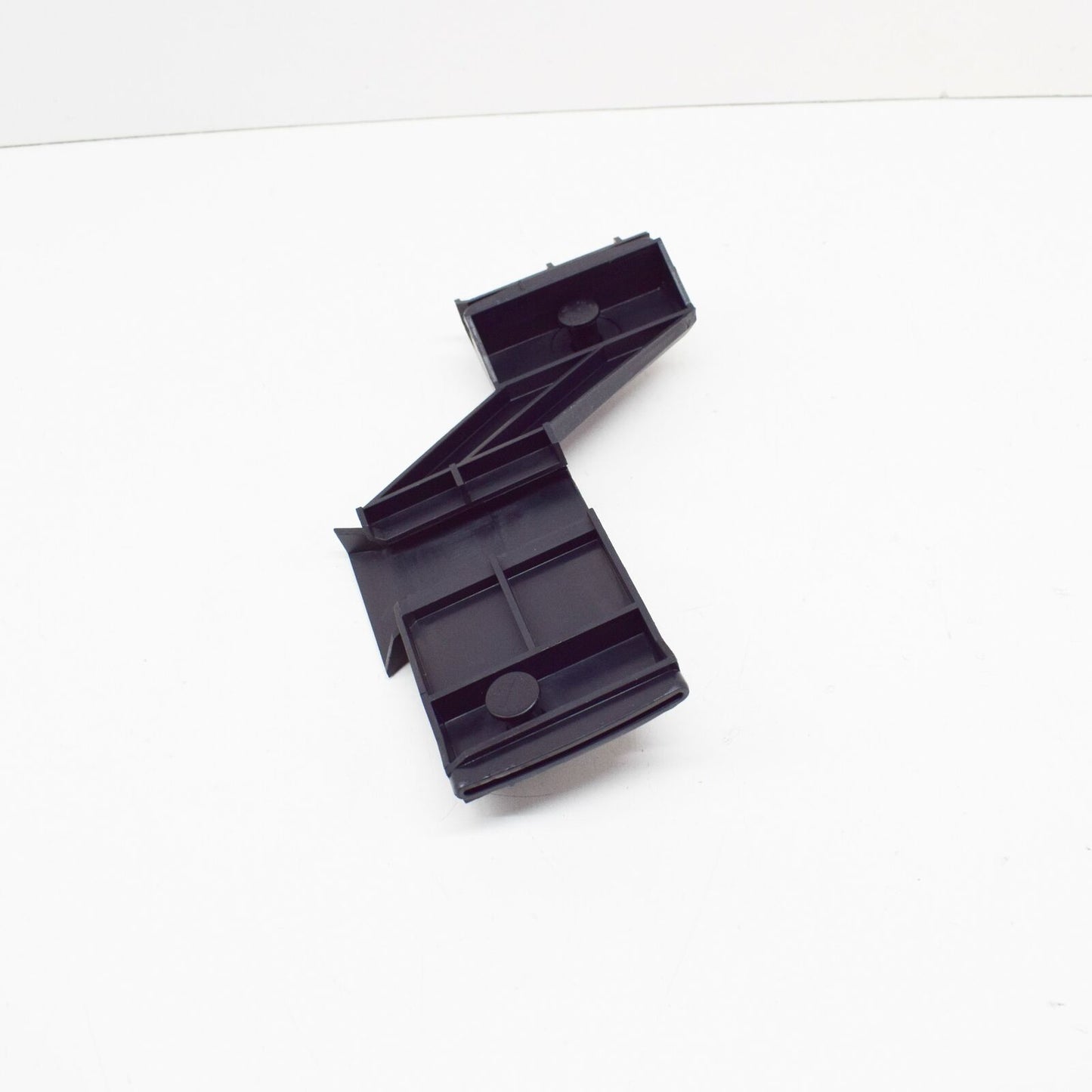 NEW MERCEDES-BENZ SPRINTER 903 REAR BUMPER LEFT BRACKET A9018800314 ORIGINAL