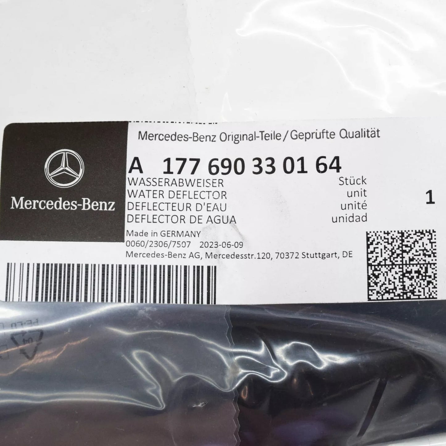 NEW MB A V177 A177 FRONT WINDSHIELD LEFT VERTICAL TRIM A177690330164 ORIGINAL