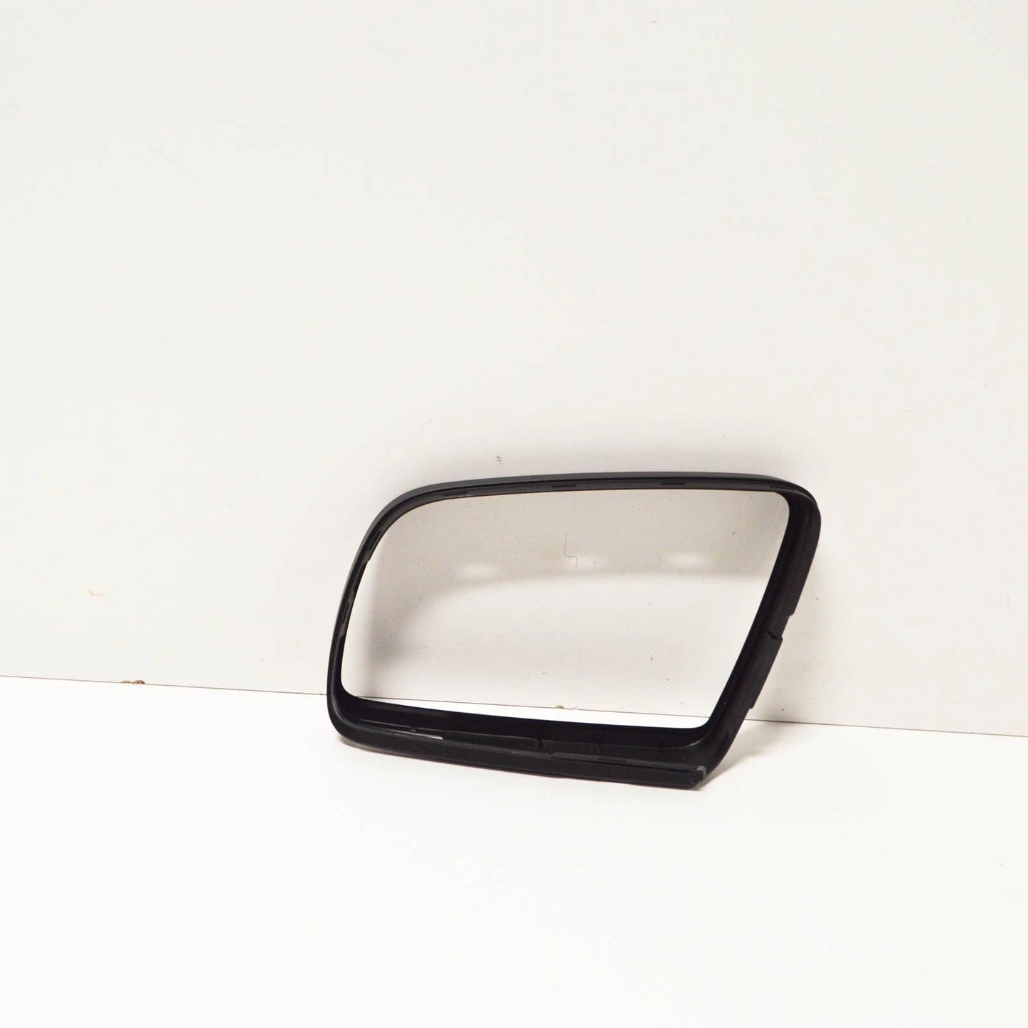 NEW BMW 5 E60 FRONT RIGHT MIRROR COVER SUPPORT TRIM 51167074954 7074954 ORIGINAL