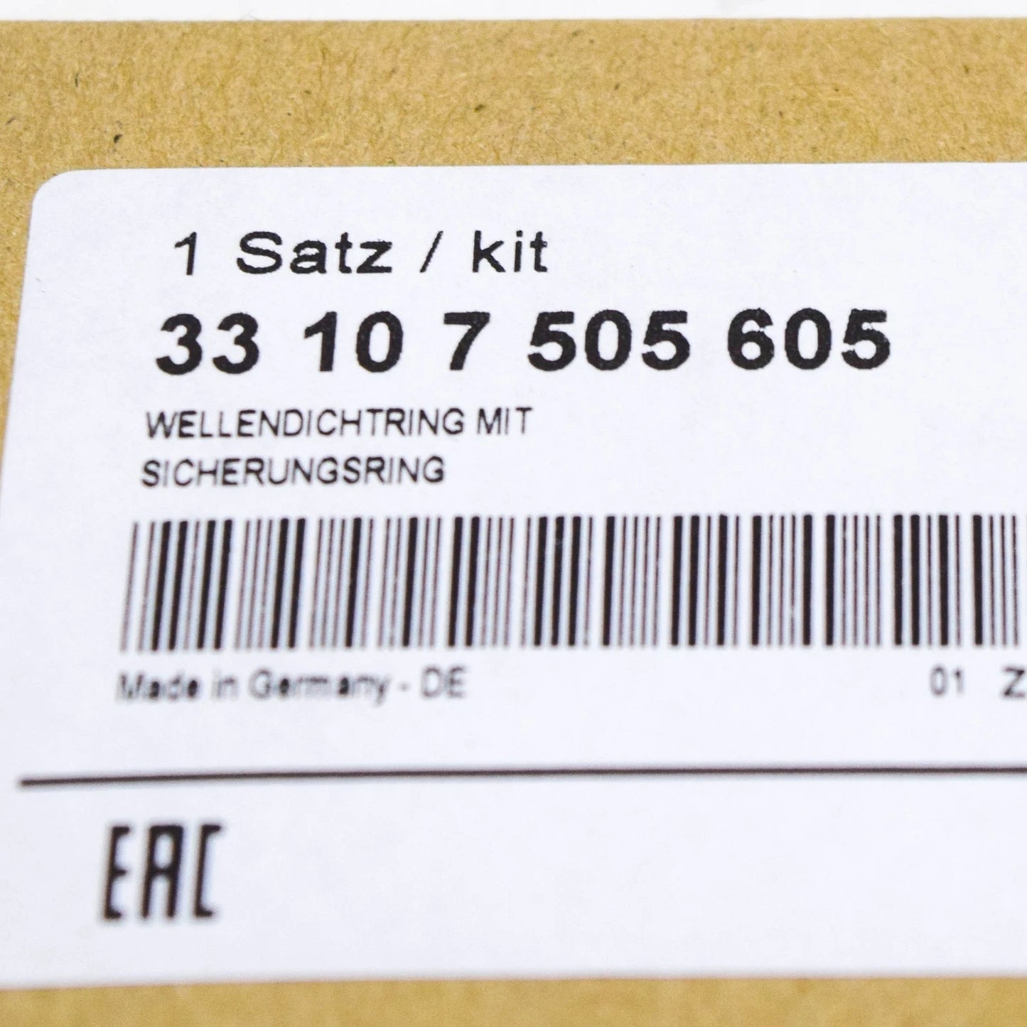 NEW BMW 1 E88 SHAFT SEAL WITH LOCKING RING 33107505605 7505605 ORIGINAL