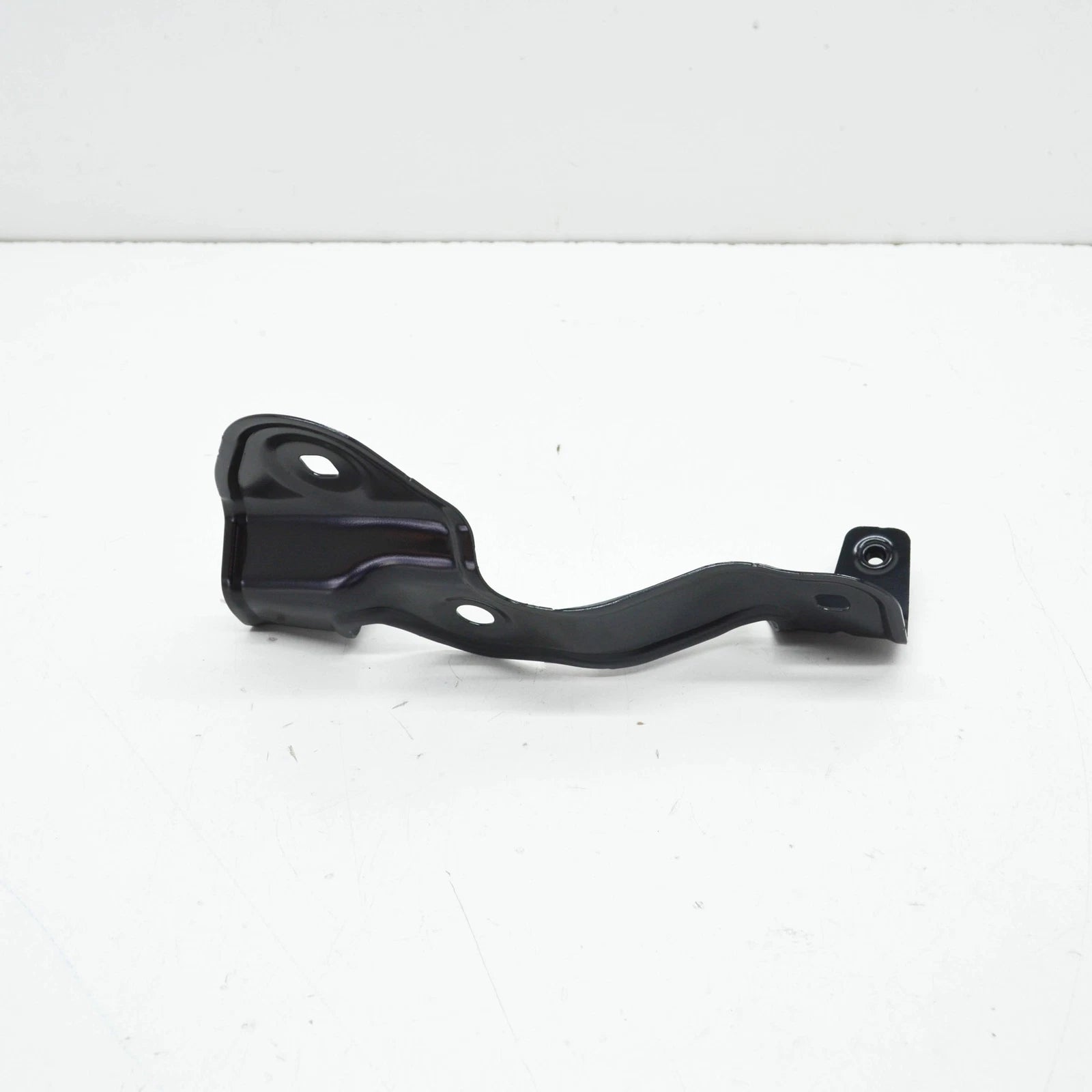 NEW BMW M4 COUPE G82 FRONT RIGHT FENDER HOLDER 9466088 41009466088 ORIGINAL