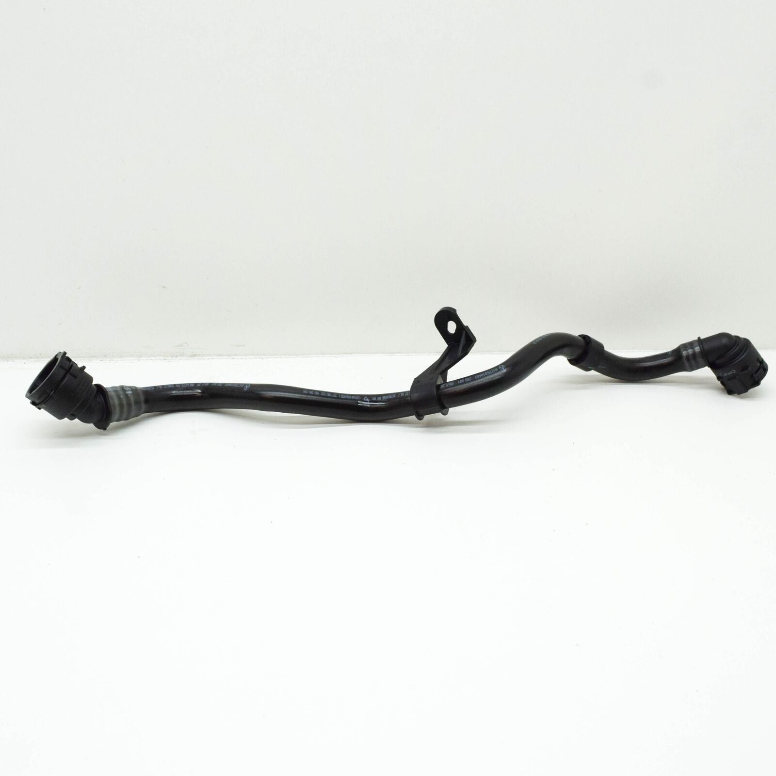 NEW MB CLA COUPE C118 RIGHT SIDE WATER RADIATOR HOSE A1775010403 ORIGINAL