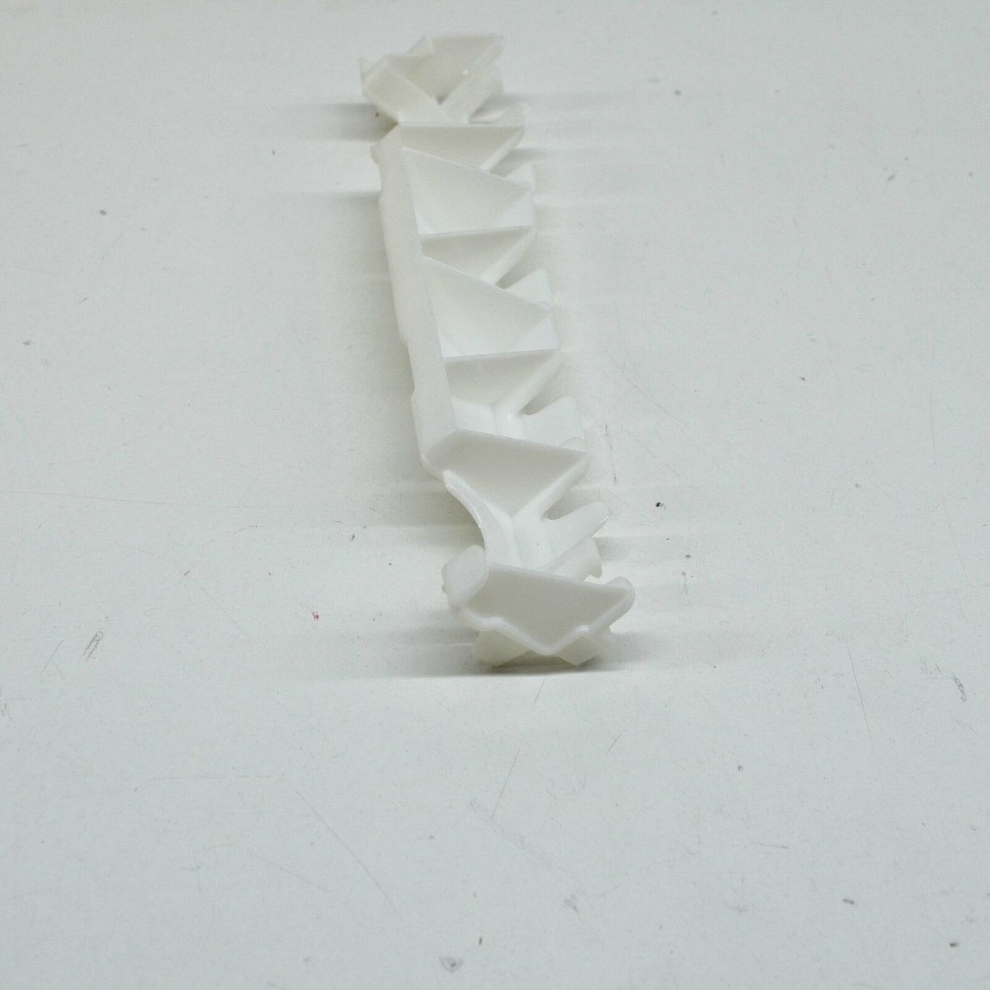 NEW MERCEDES-BENZ E COUPE C207 FRONT LEFT SIDE ROCKER HOLDER A2076980027