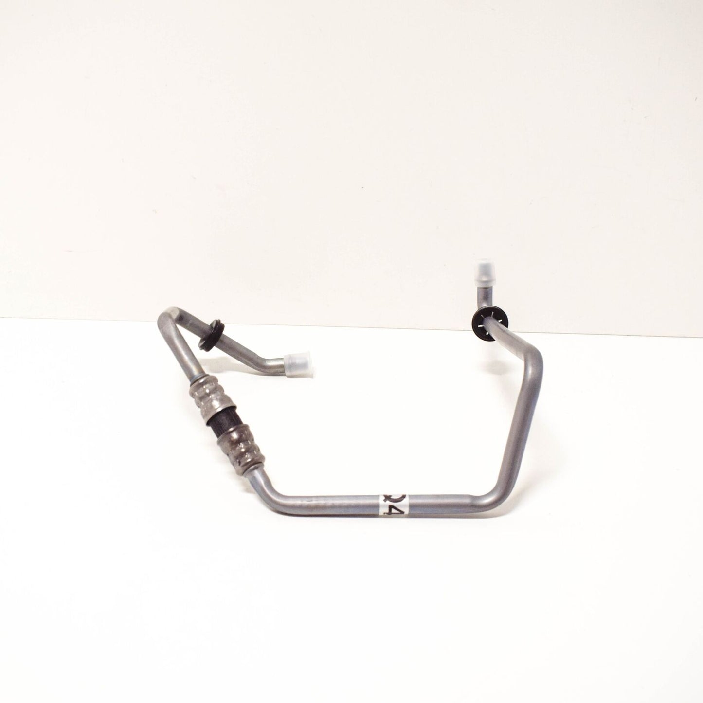 NEW MERCEDES-BENZ C-CLASS W204 RADIATOR OIL LINE A2045280924 ORIGINAL