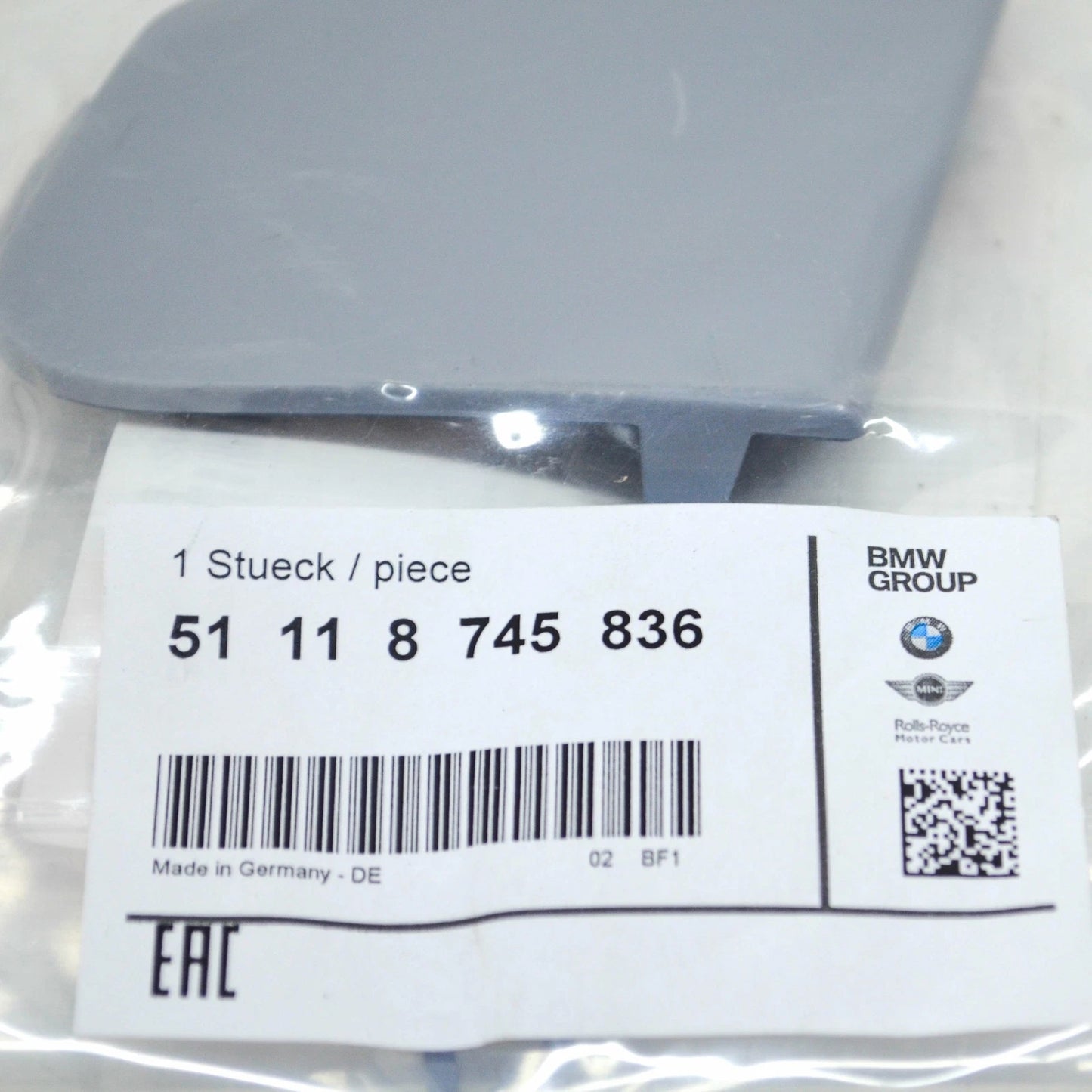 NEW BMW 7 G11 G12 M FRONT BUMPER RIGHT TOW EYE COVER 51118745836 ORIGINAL