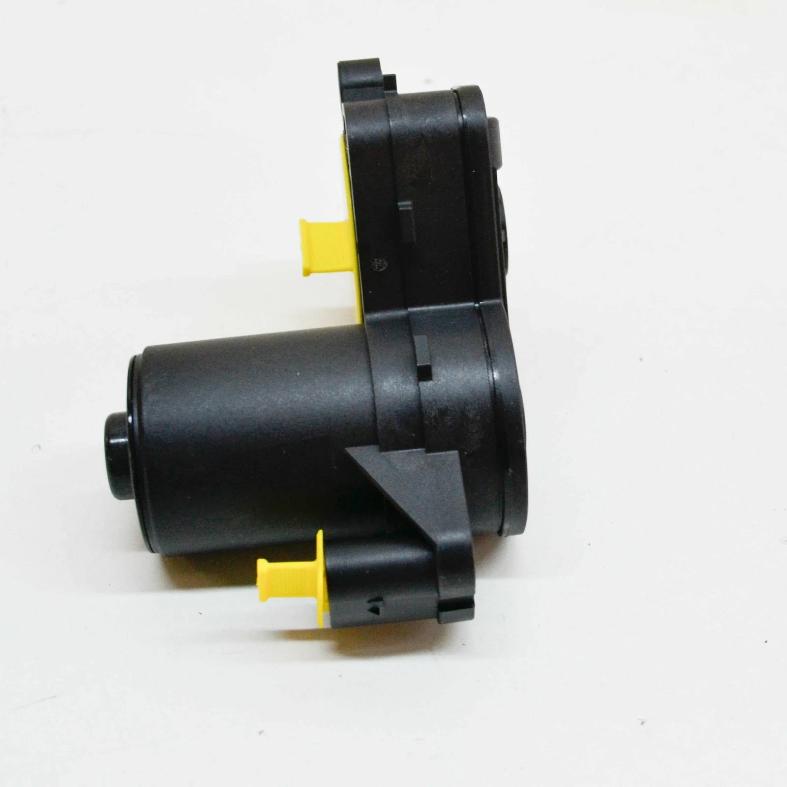 NEW MERCEDES-BENZ C W205 REAR WHEEL BRAKE RIGHT ACTUATOR A0009061303