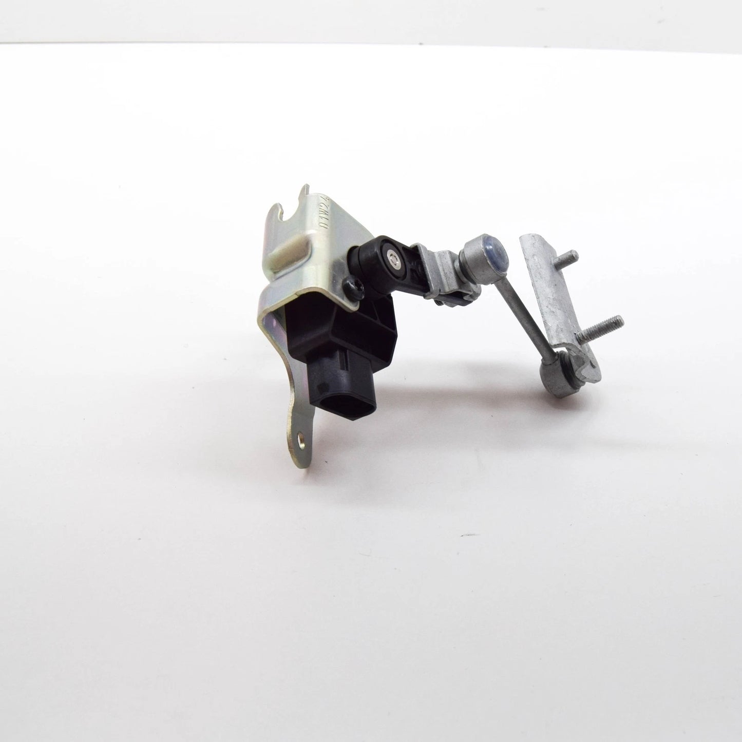 NEW MERCEDES-BENZ C W204 REAR RIGHT TURNING ANGLE SENSOR A2129053002 ORIGINAL