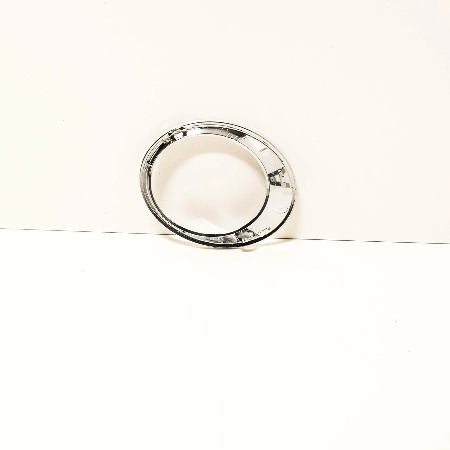 NEW VW LOAD UP FRONT LEFT FOG LIGHT SURROUND COVER TRIM 1S0853399A2ZZ ORIGINAL