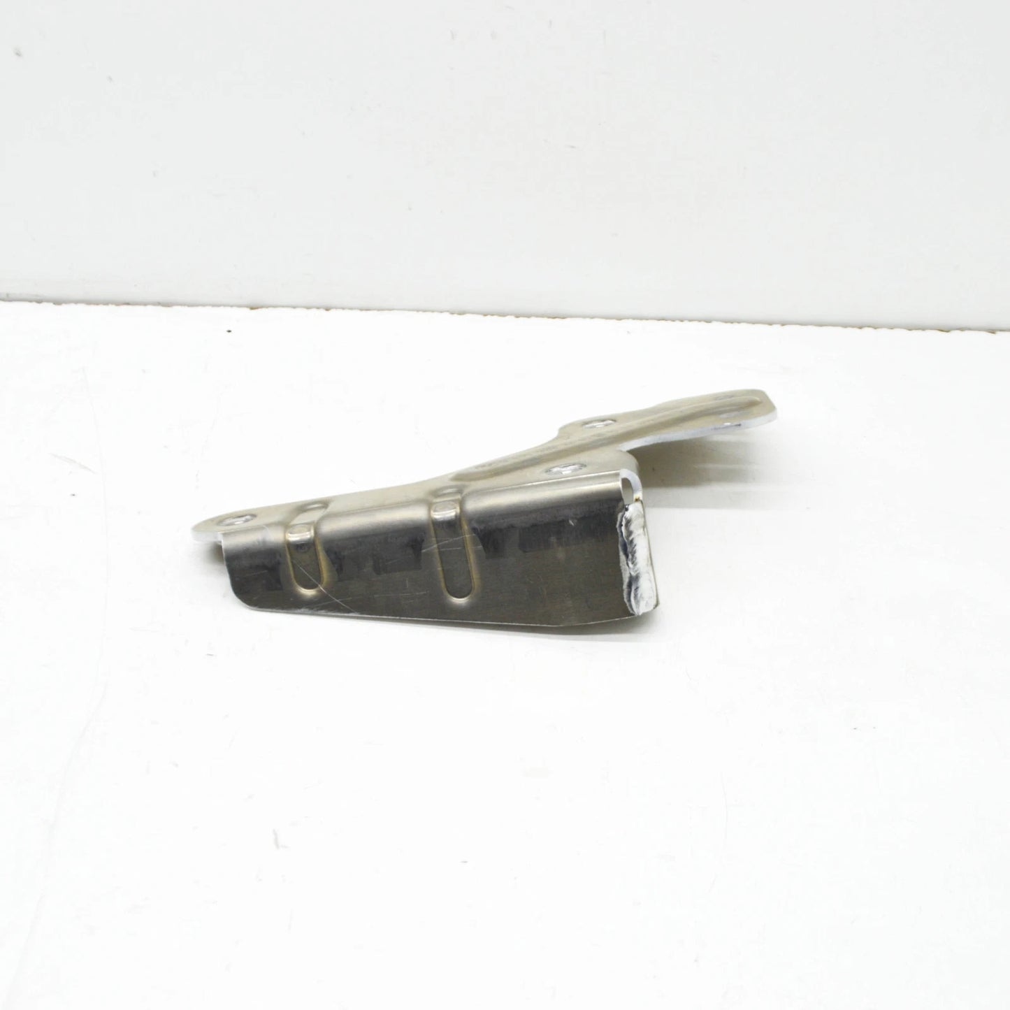 NEW BMW I8 I12 ACTIVE SOUND DESIGN HOLDER 13748610988 8610988 ORIGINAL