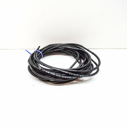 NEW AUDI A1 8X FRONT WINDSCREEN WASHER SYSTEM CORRUGATED PIPE 1J0955751D