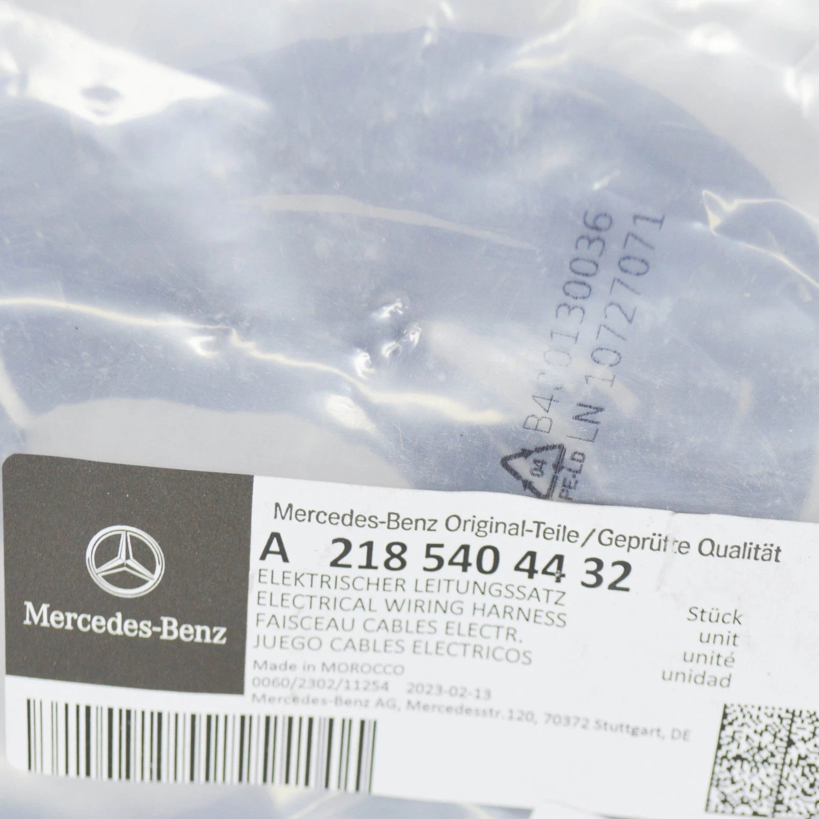NEW MB CLS C218 REAR BUMPER ELECTRICAL WIRING HARNESS A2185404432 ORIGINAL