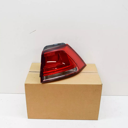 NEW VOLKSWAGEN GOLF MK7 REAR RIGHT TAILLIGHT 5G0945096M
