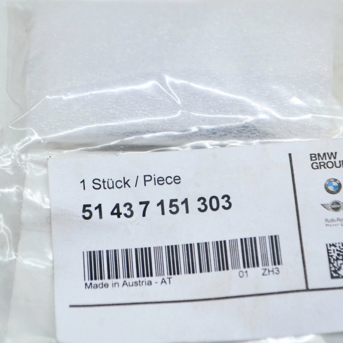 NEW BMW 3 E46 REAR LEFT LATERAL TRIM PANEL COVER 51437151303 7151303 ORIGINAL