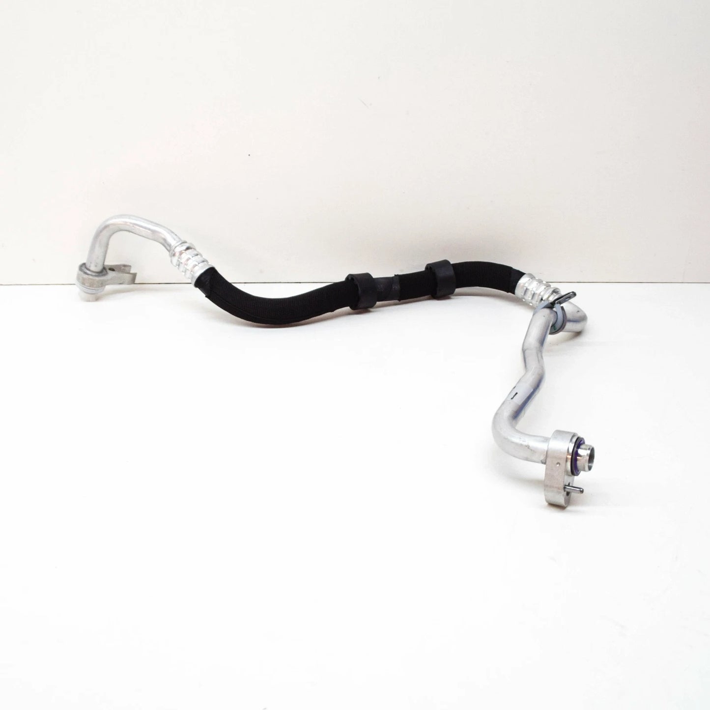 NEW MERCEDES-BENZ GLC COUPE C253 A/C REFRIGERANT PIPE A2538301802 ORIGINAL