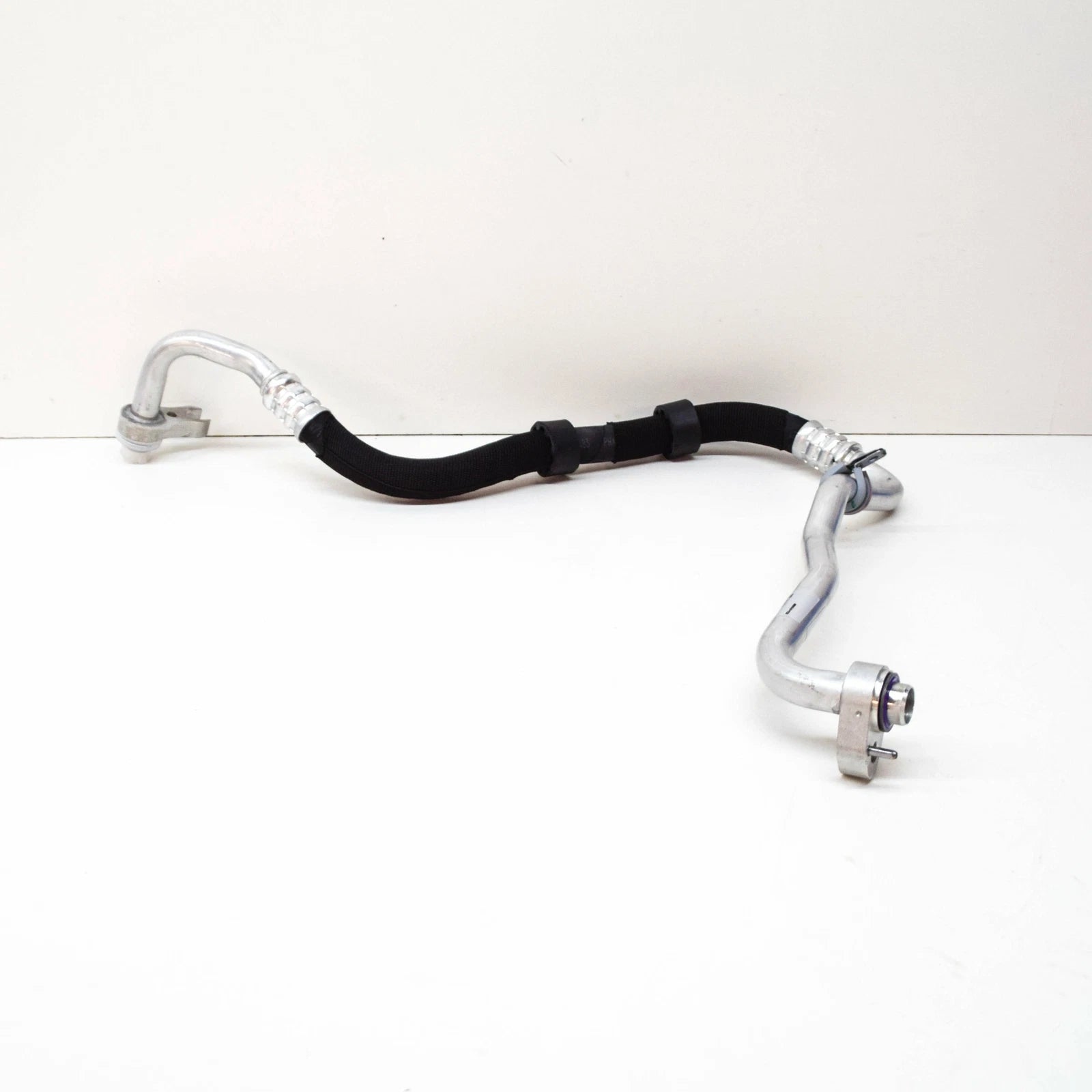 NEW MERCEDES-BENZ GLC COUPE C253 A/C REFRIGERANT PIPE A2538301802 ORIGINAL